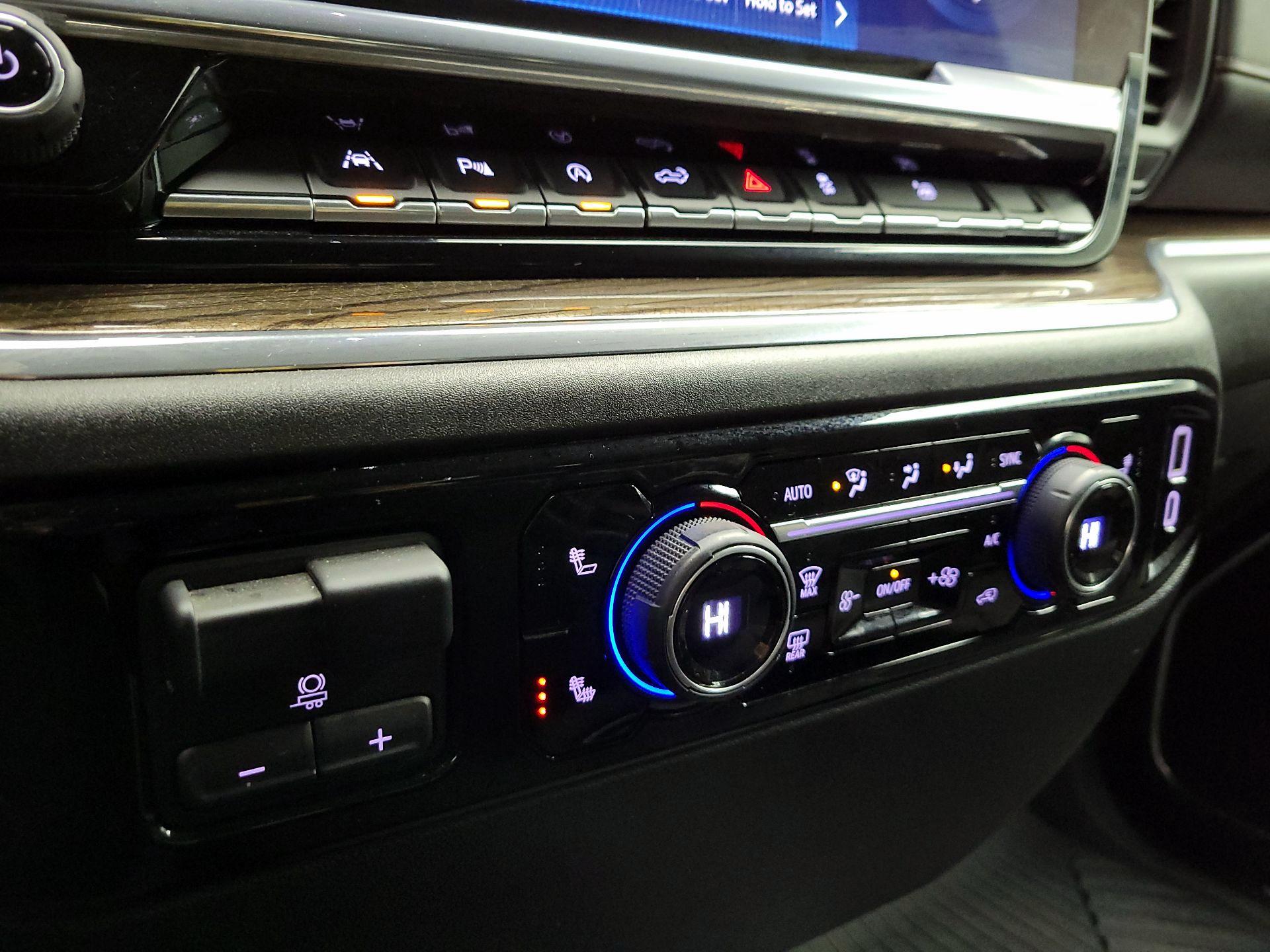 Thumbnail: 2023 Chevrolet Silverado 1500 - 16