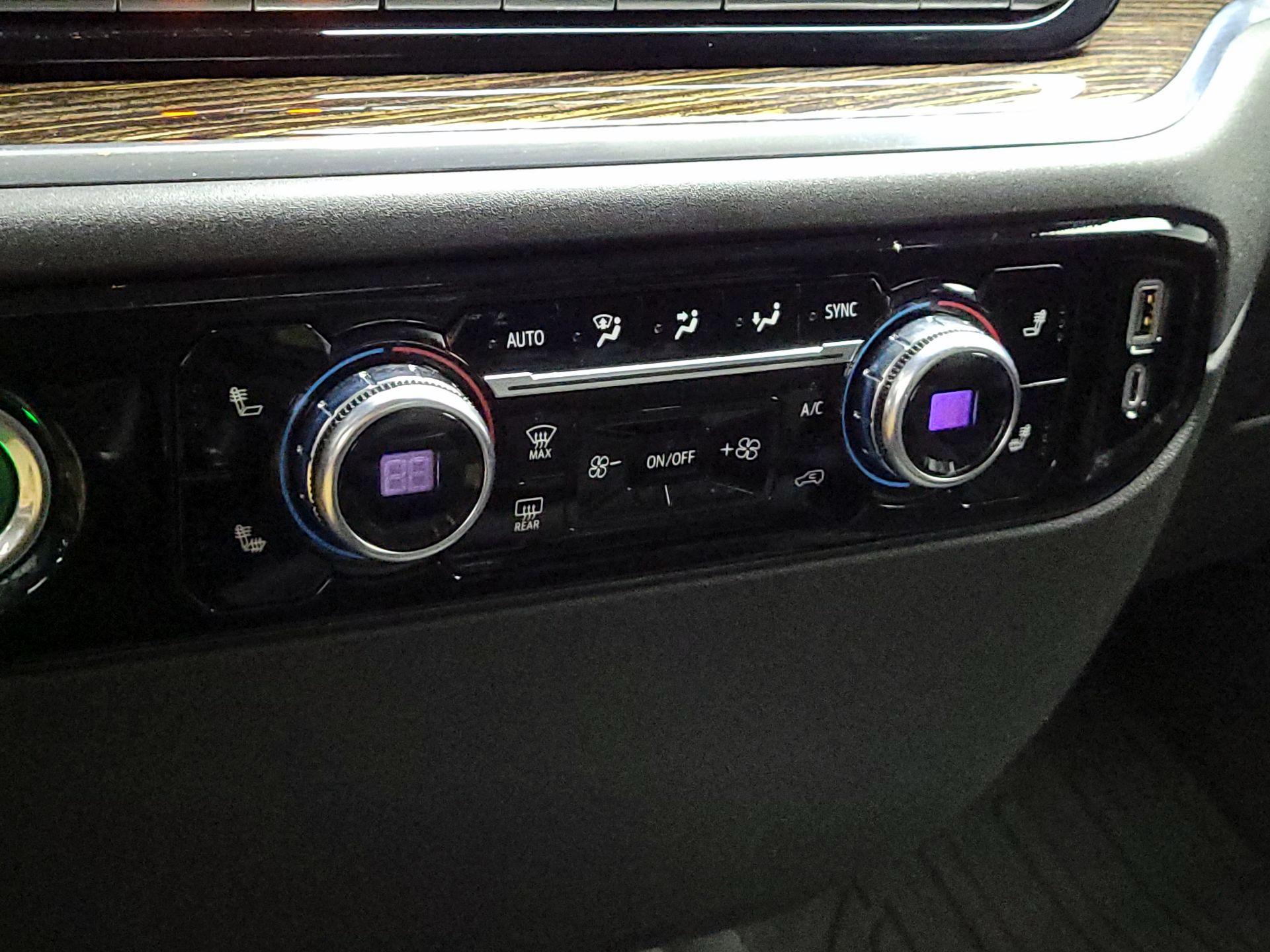 Thumbnail: 2022 GMC Sierra 1500 - 17