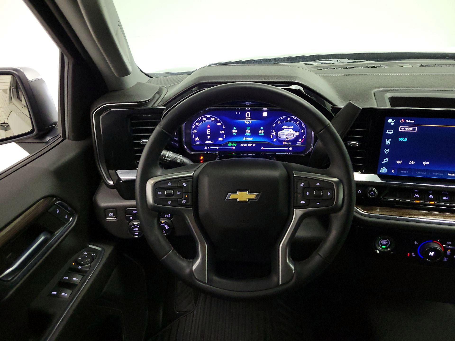 Thumbnail: 2023 Chevrolet Silverado 1500 - 10