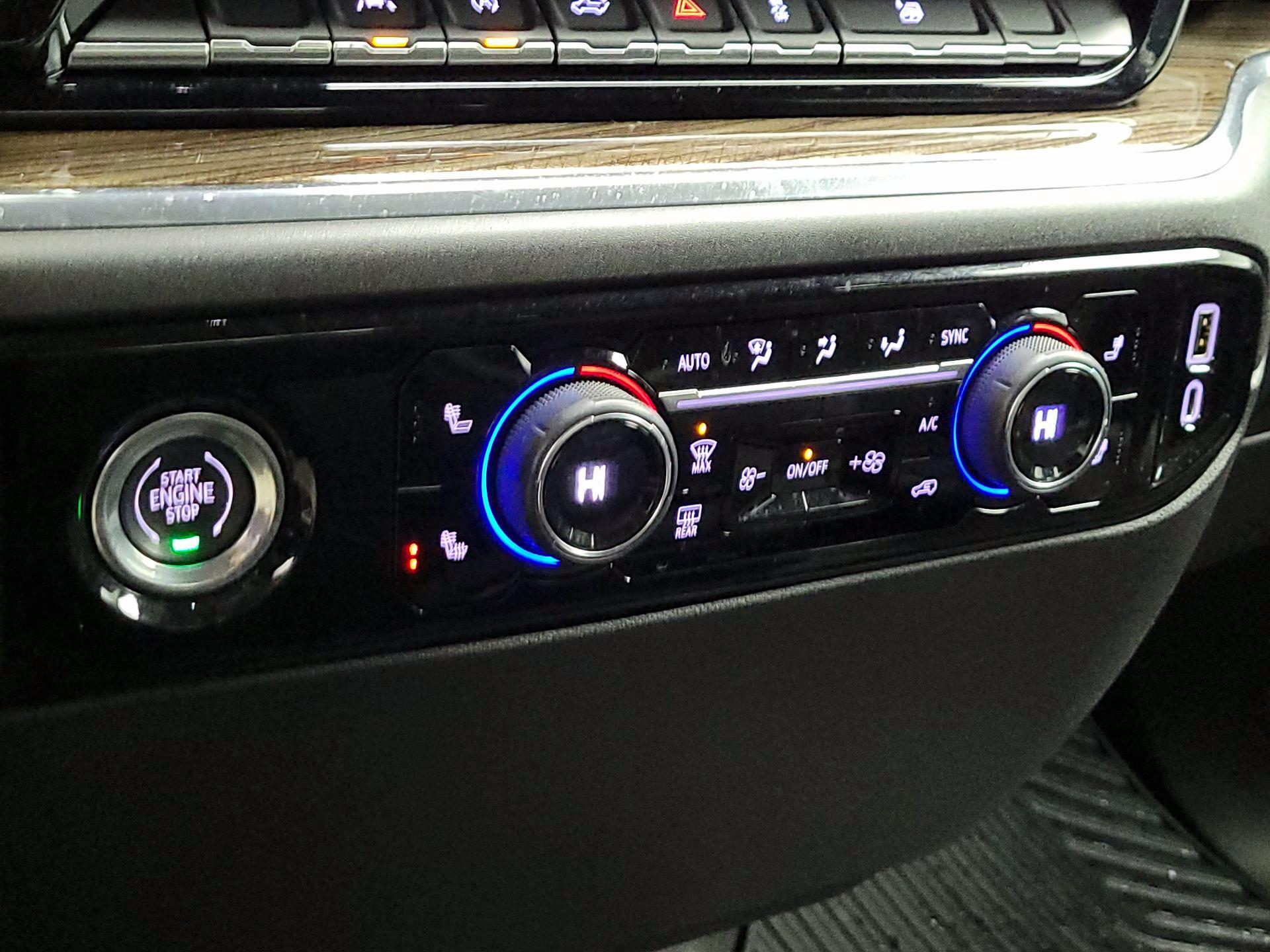 Thumbnail: 2023 Chevrolet Silverado 1500 - 16