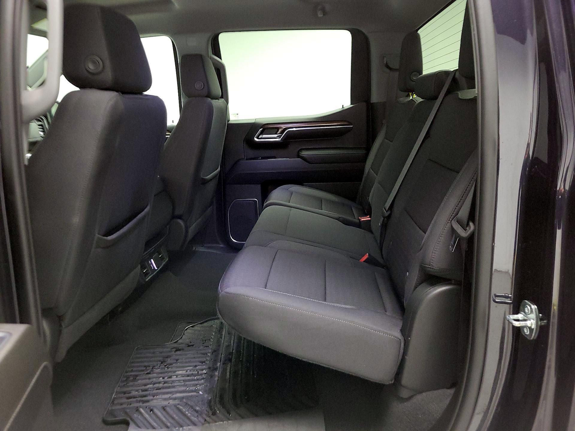 Thumbnail: 2023 Chevrolet Silverado 1500 - 19