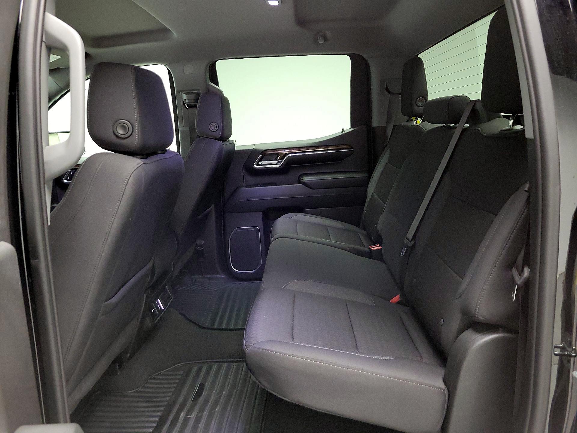 Thumbnail: 2023 Chevrolet Silverado 1500 - 18