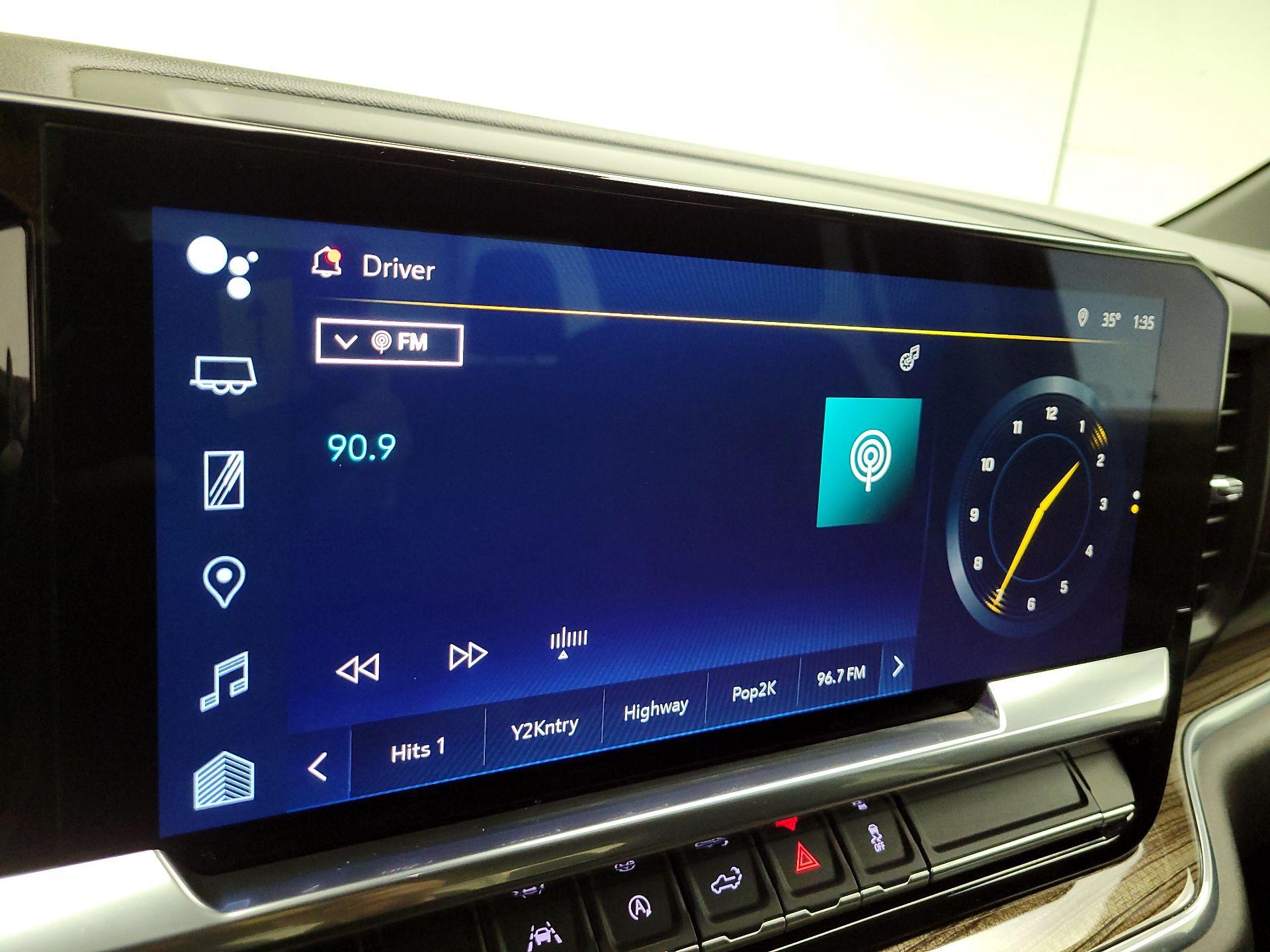 Thumbnail: 2022 Chevrolet Silverado 1500 - 16