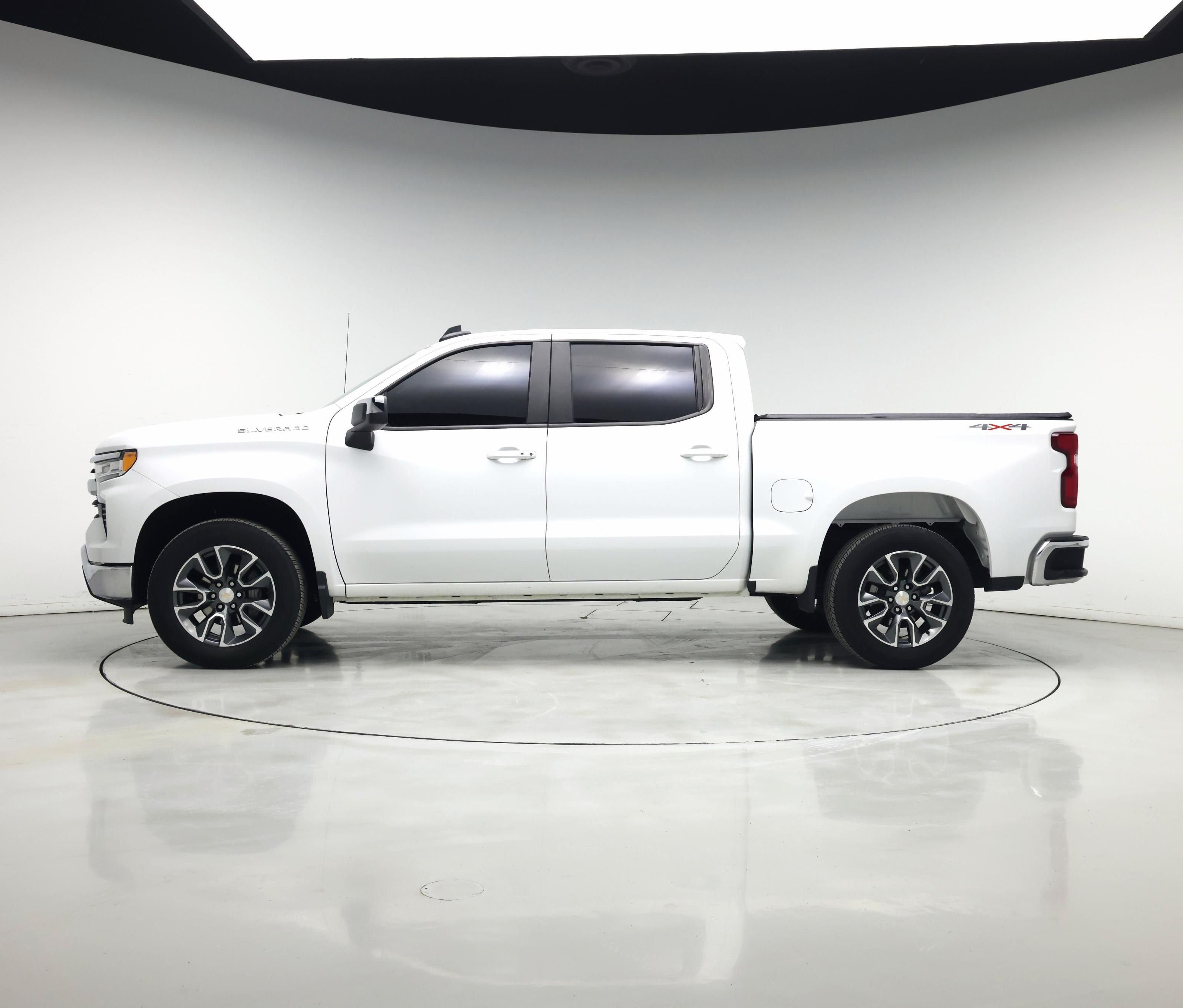 Thumbnail: 2023 Chevrolet Silverado 1500 - 3