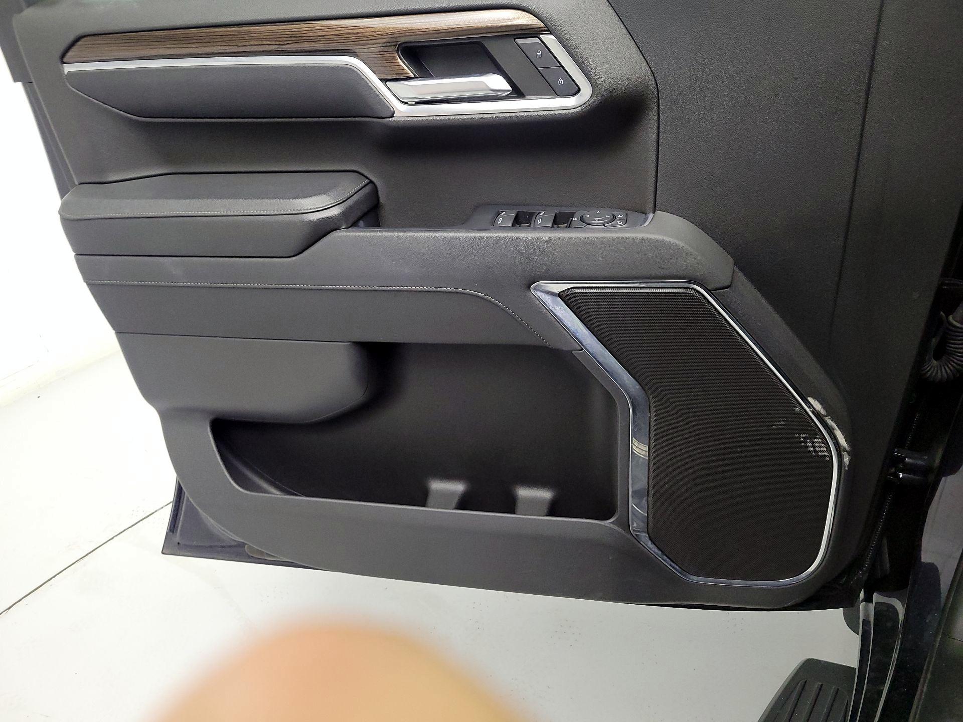 Thumbnail: 2023 Chevrolet Silverado 1500 - 12