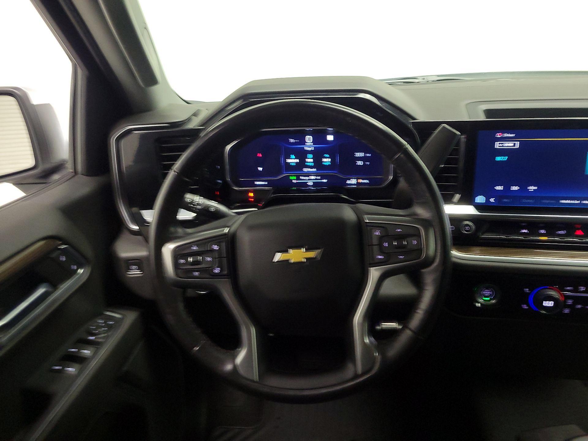 Thumbnail: 2022 Chevrolet Silverado 1500 - 10