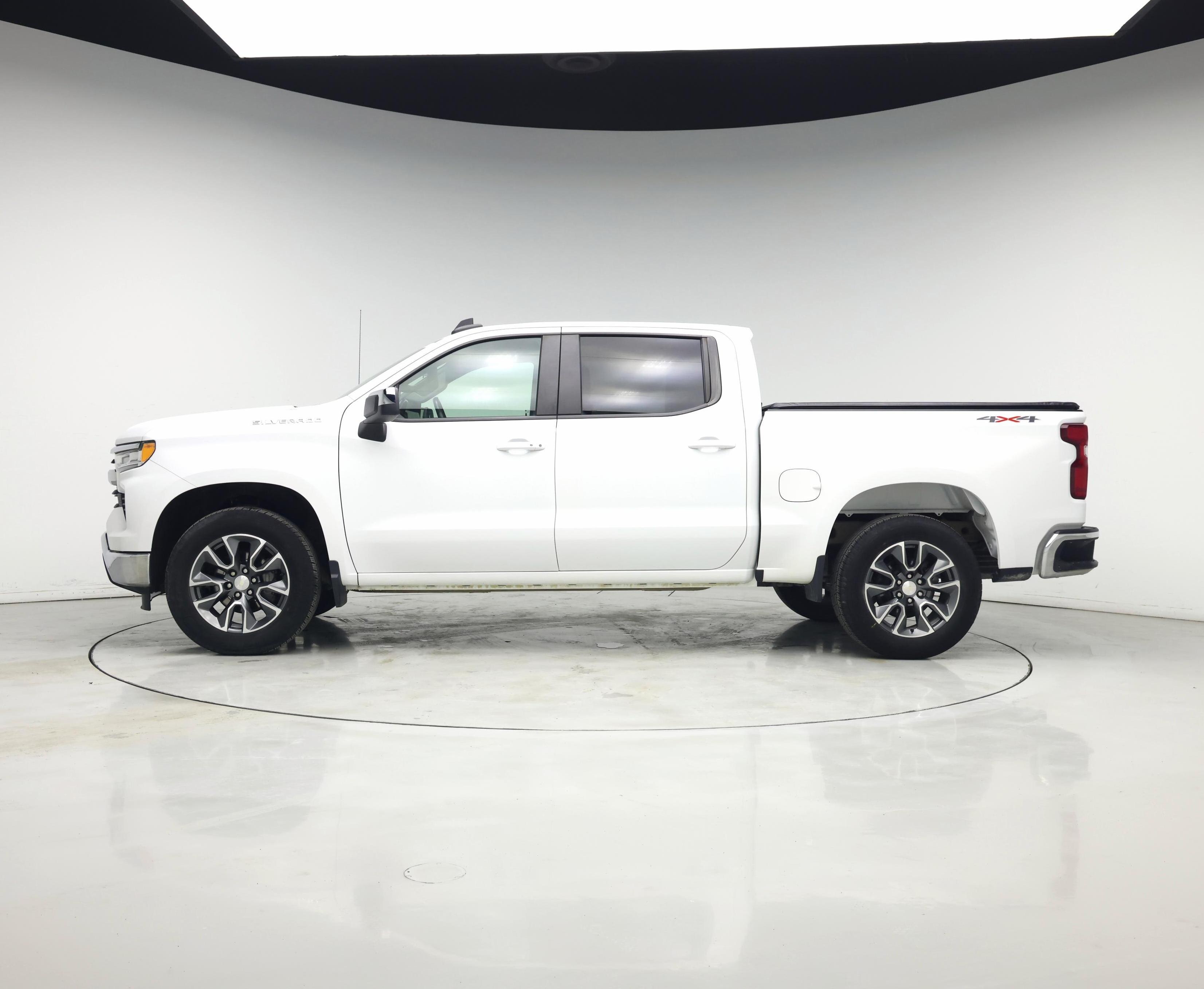 Thumbnail: 2022 Chevrolet Silverado 1500 - 3