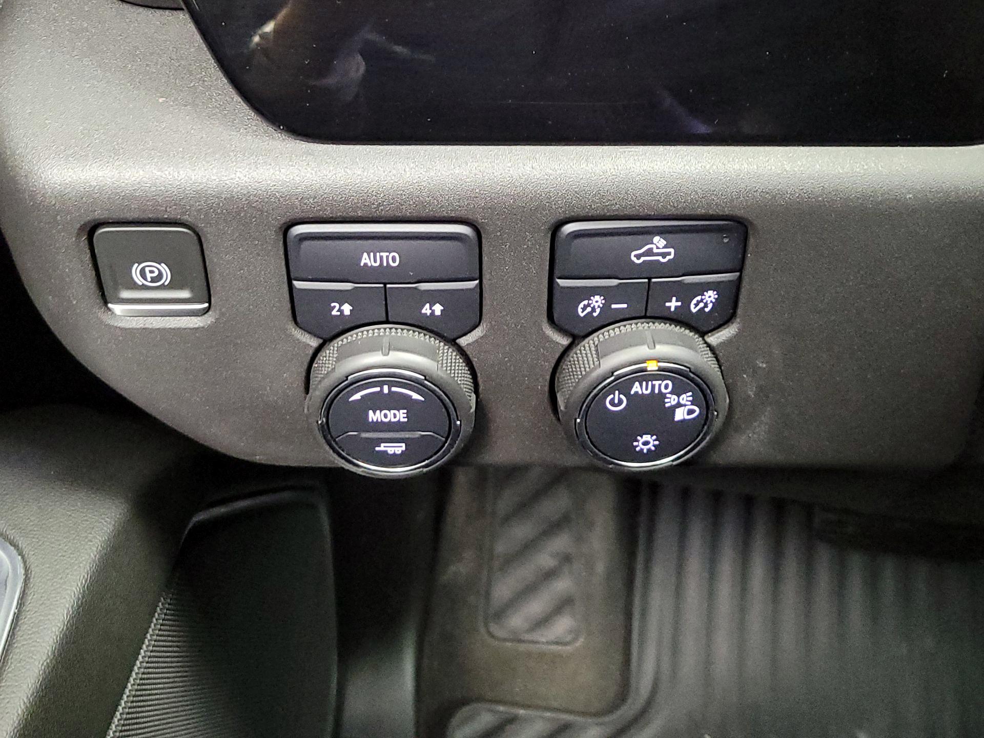 Thumbnail: 2023 Chevrolet Silverado 1500 - 13