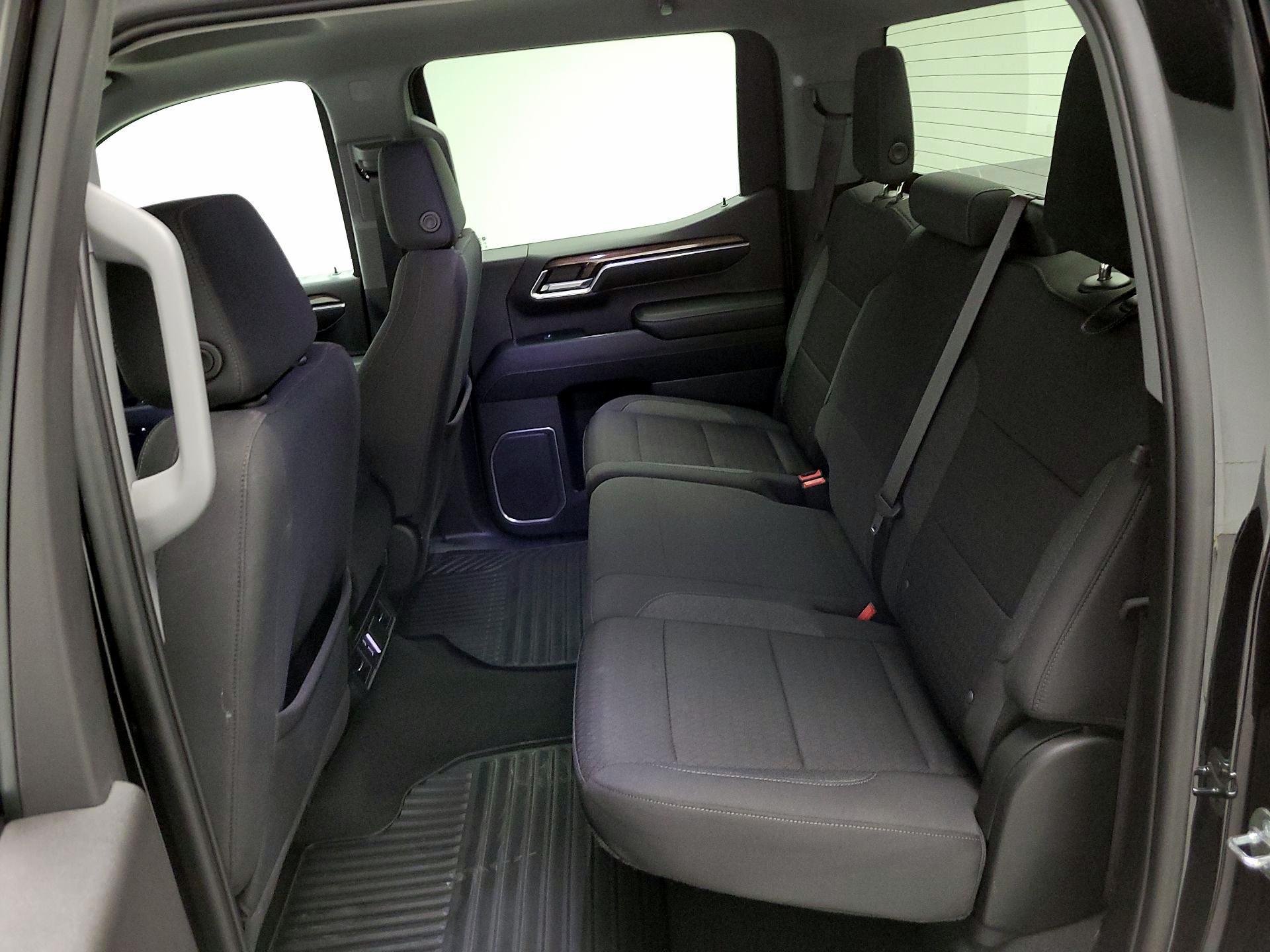 Thumbnail: 2023 Chevrolet Silverado 1500 - 19