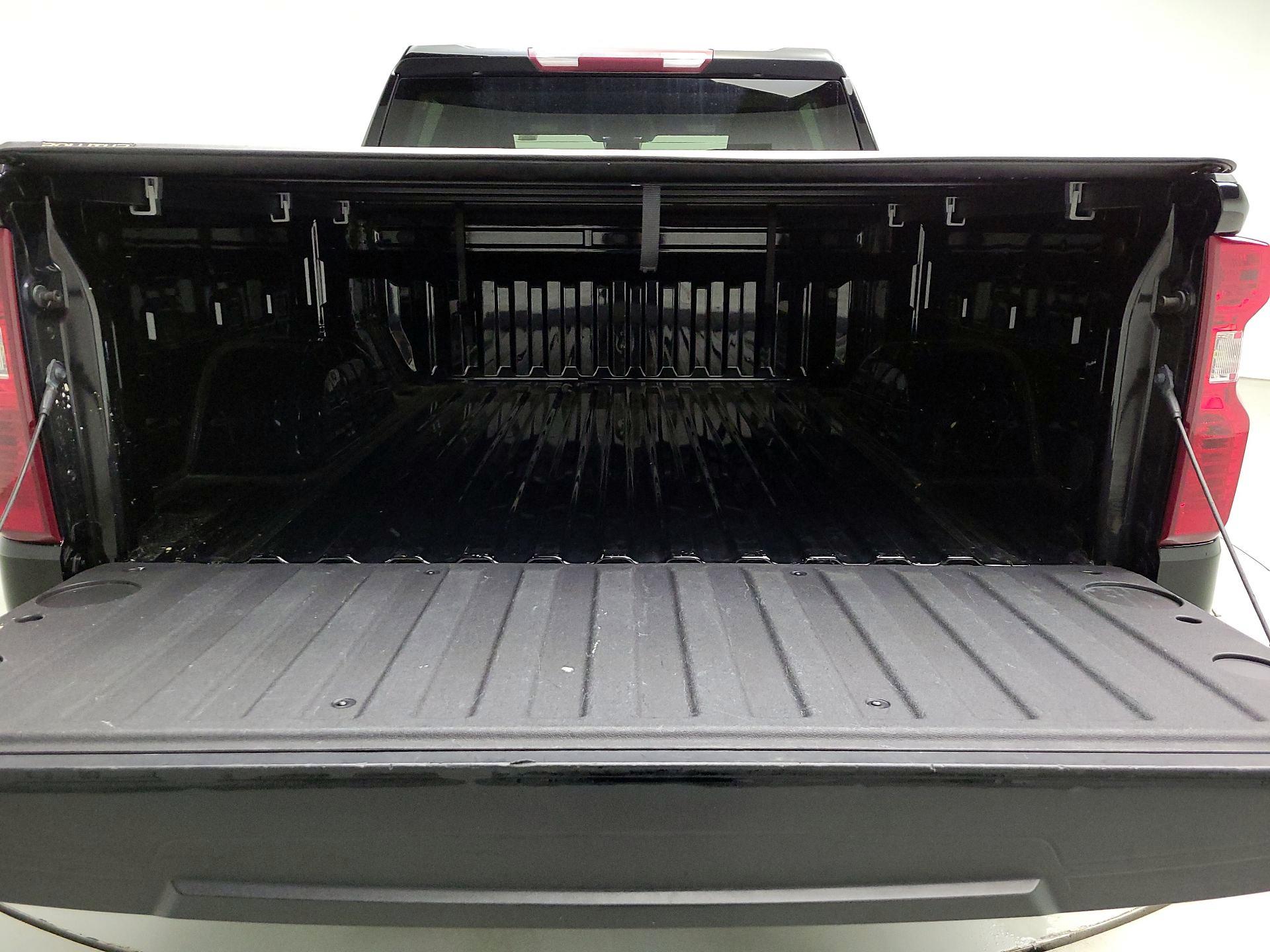 Thumbnail: 2023 Chevrolet Silverado 1500 - 20