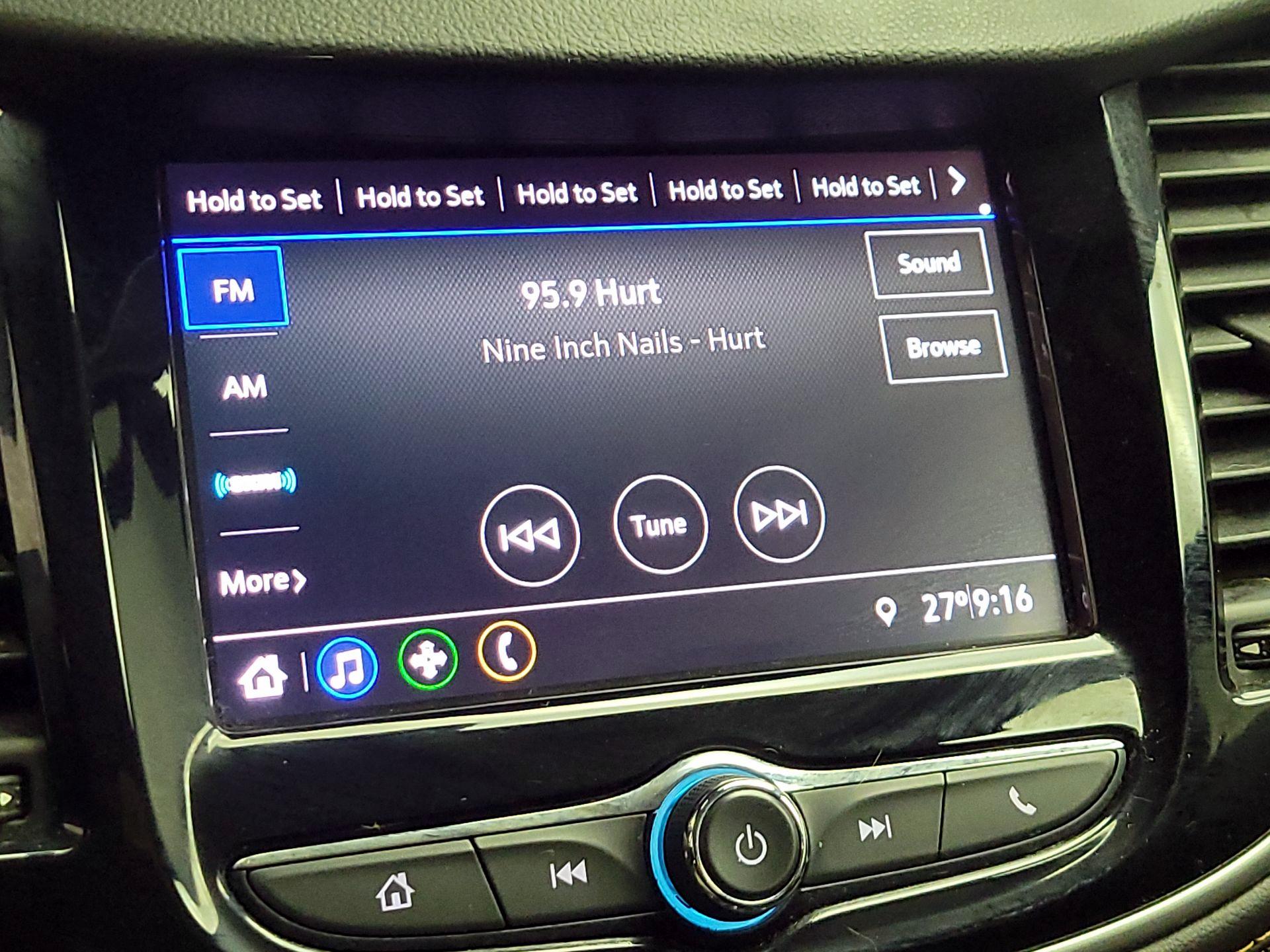 Thumbnail: 2020 Chevrolet Trax - 15