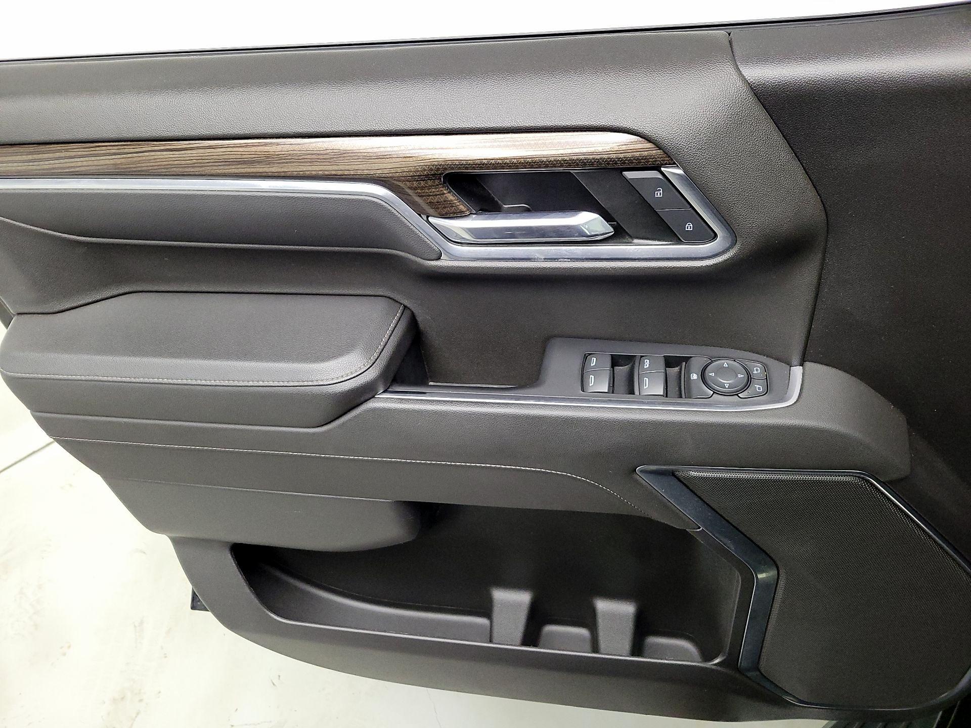 Thumbnail: 2022 Chevrolet Silverado 1500 - 12