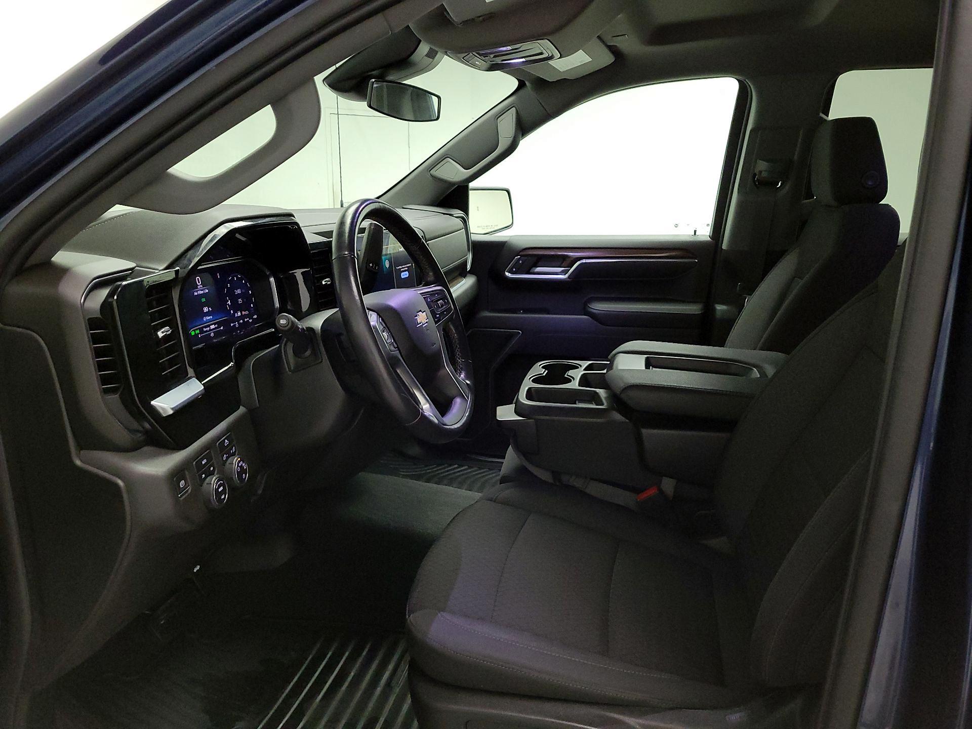 Thumbnail: 2022 Chevrolet Silverado 1500 - 11