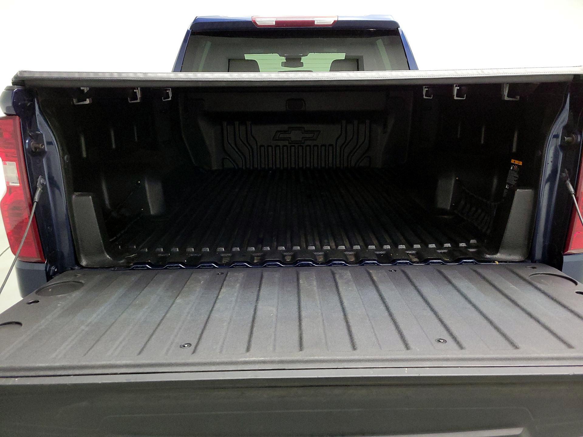 Thumbnail: 2022 Chevrolet Silverado 1500 - 19