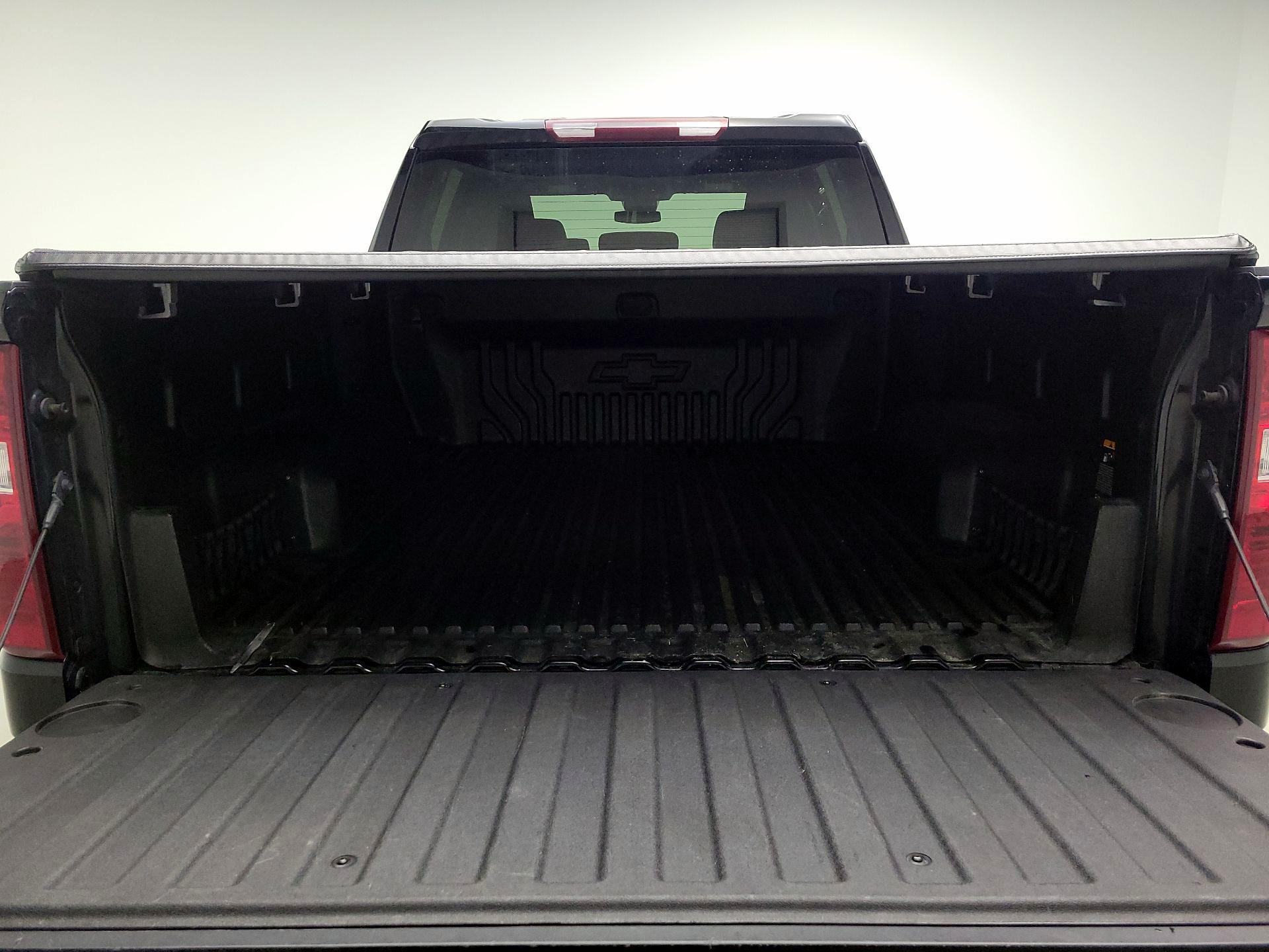 Thumbnail: 2023 Chevrolet Silverado 1500 - 18