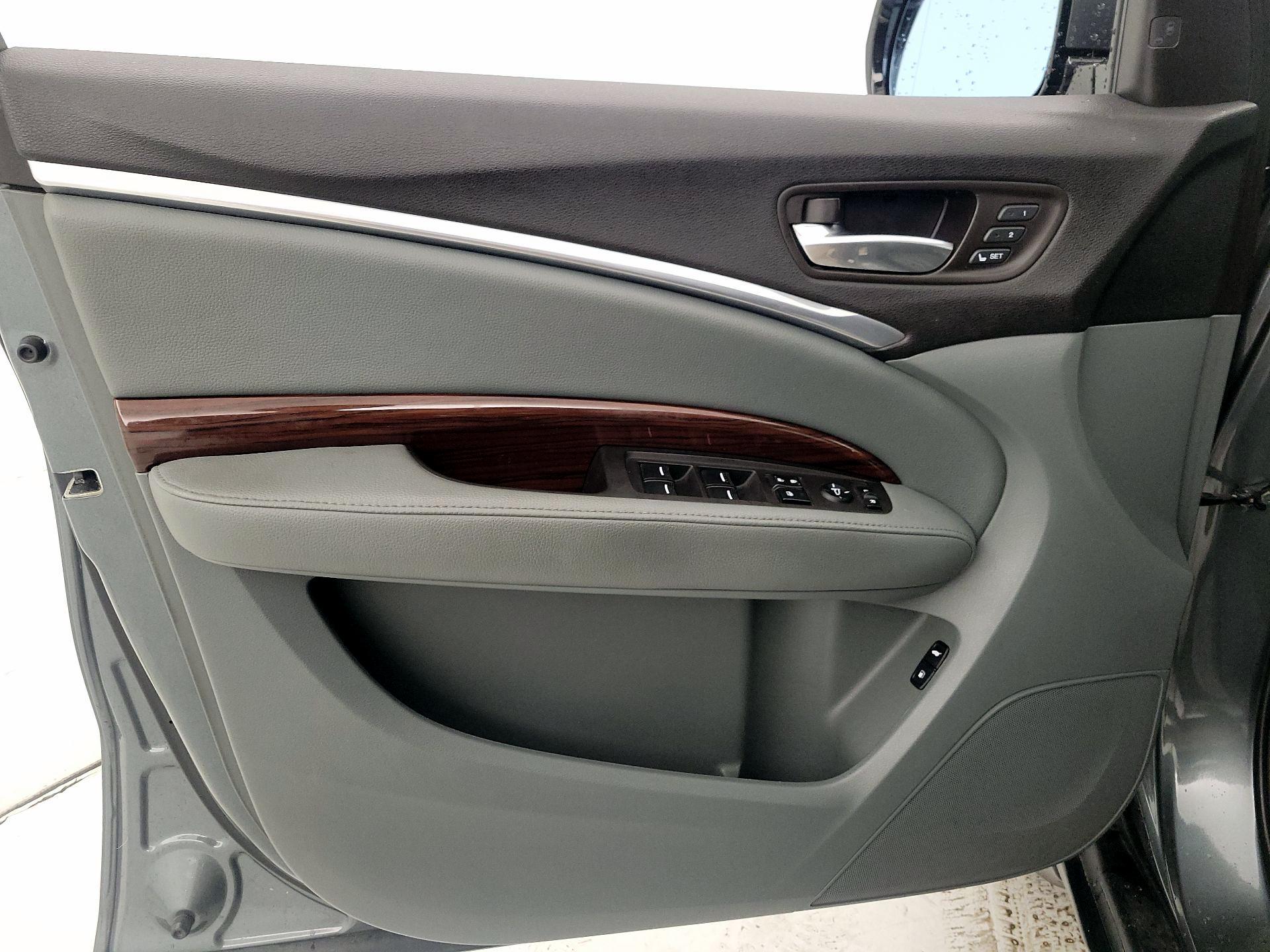 Thumbnail: 2015 Acura MDX - 12