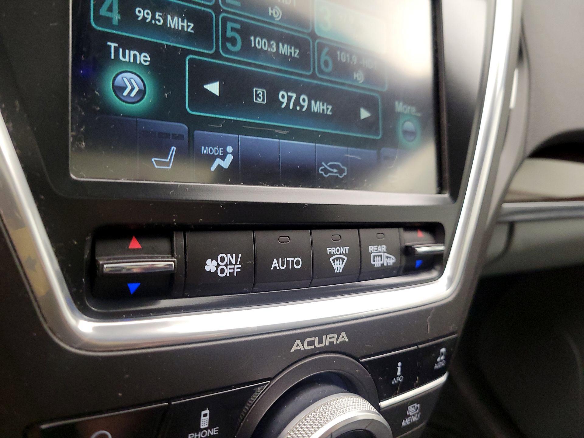 Thumbnail: 2015 Acura MDX - 16