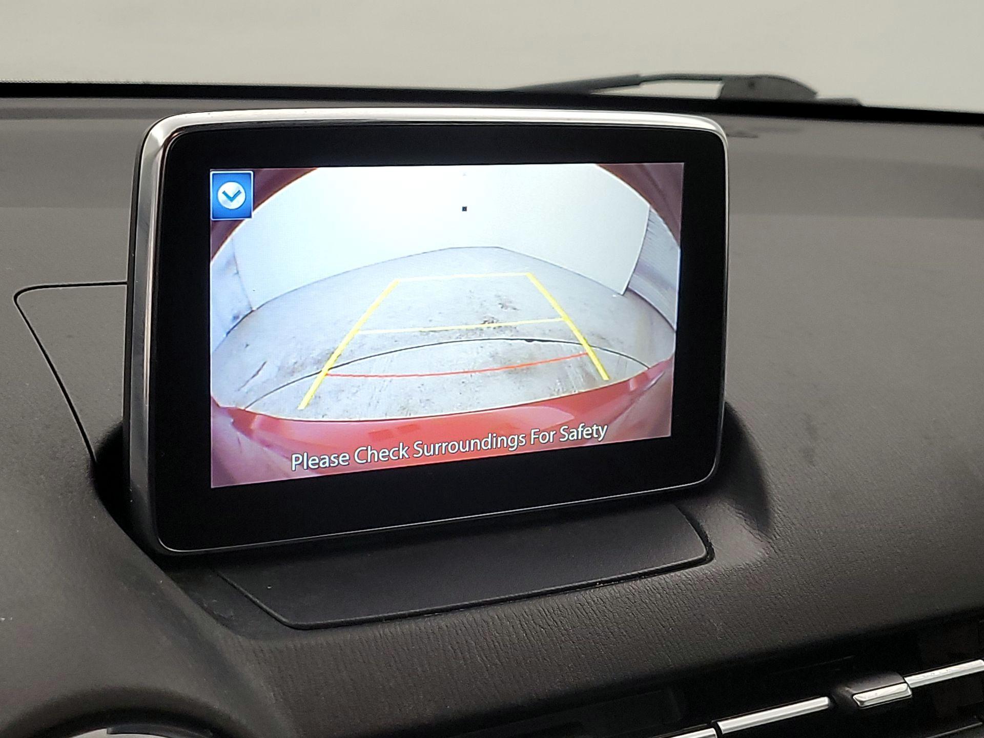 Thumbnail: 2017 Toyota Yaris iA - 14