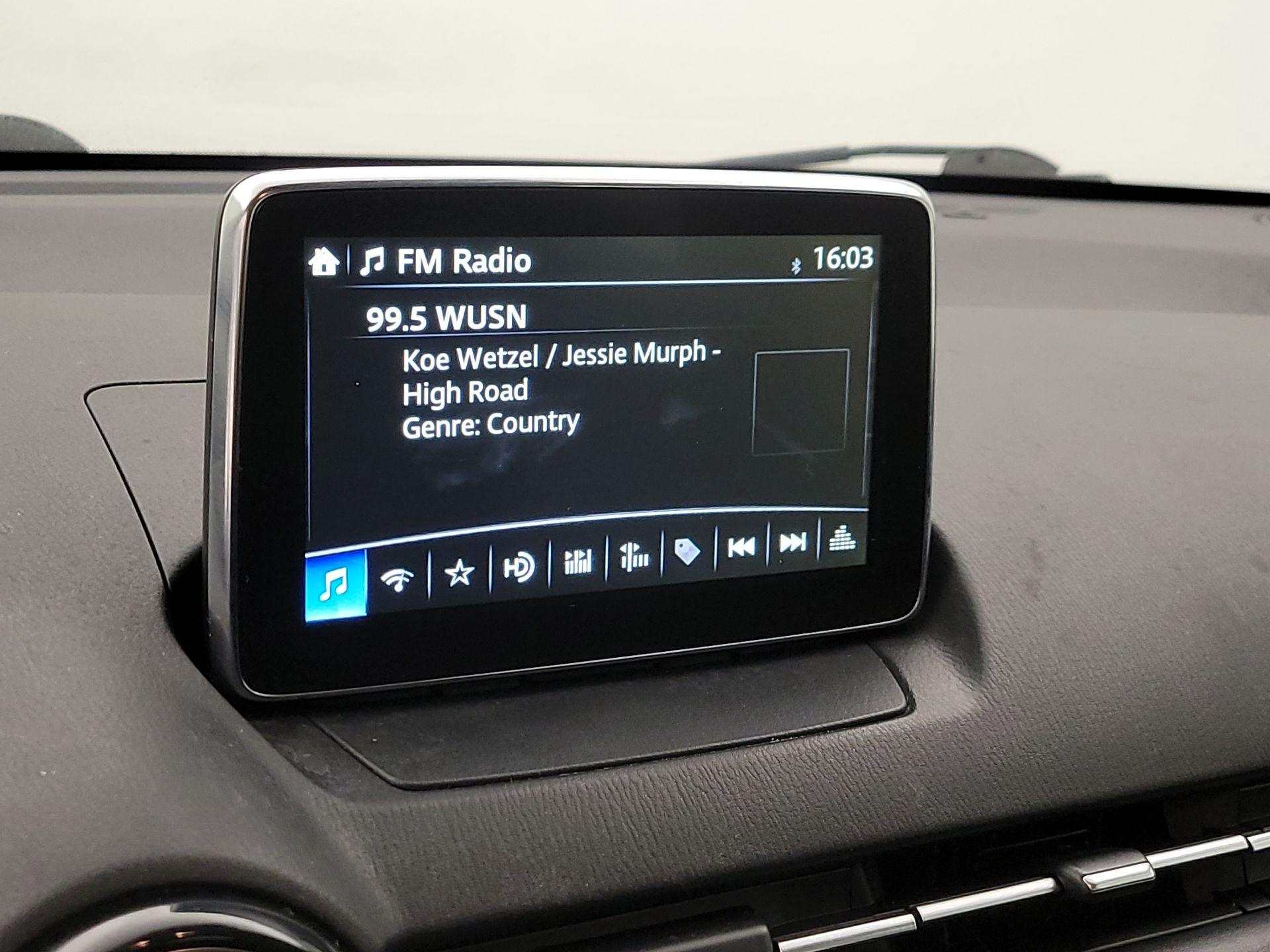 Thumbnail: 2017 Toyota Yaris iA - 15