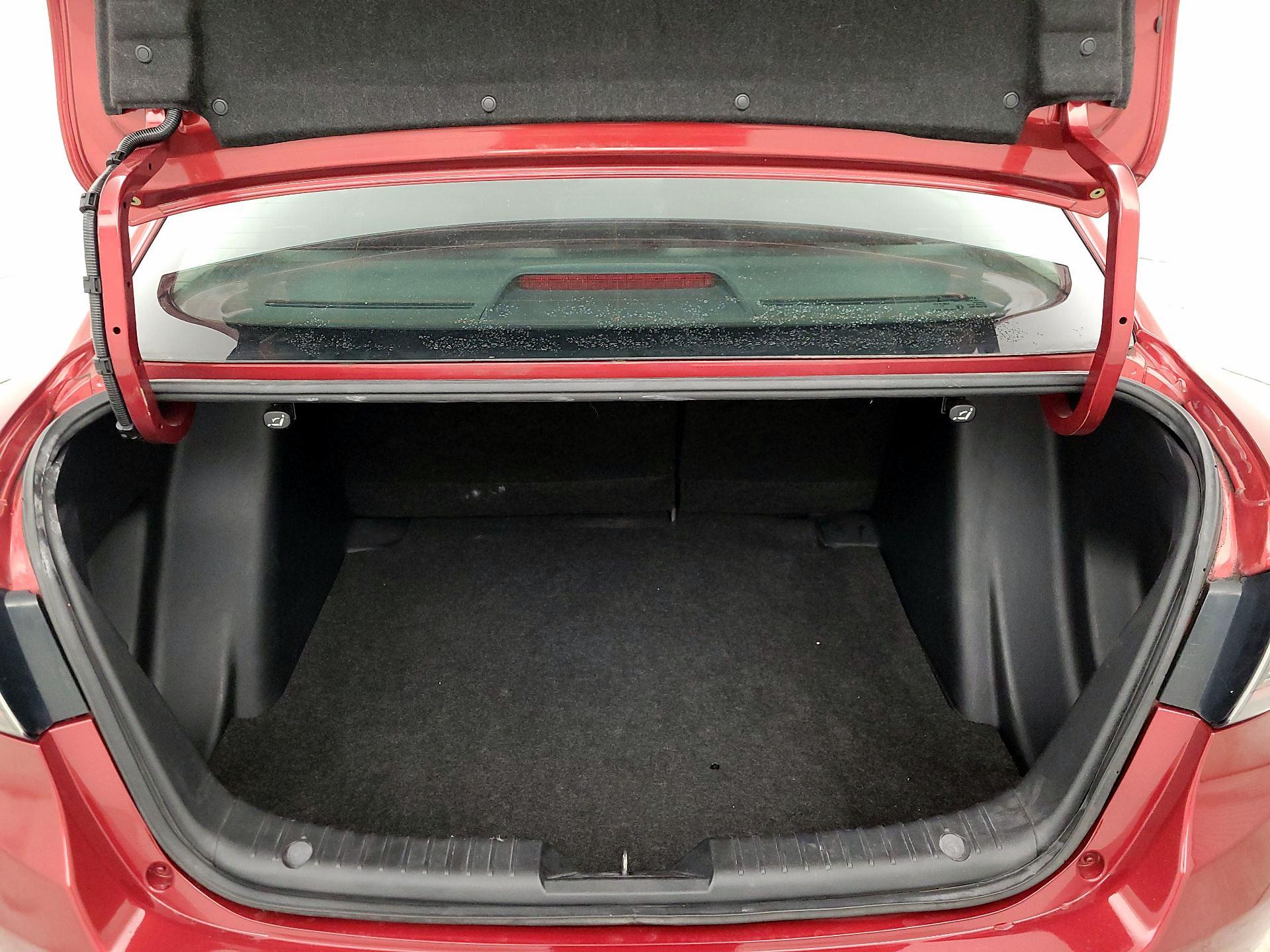 Thumbnail: 2017 Toyota Yaris iA - 20