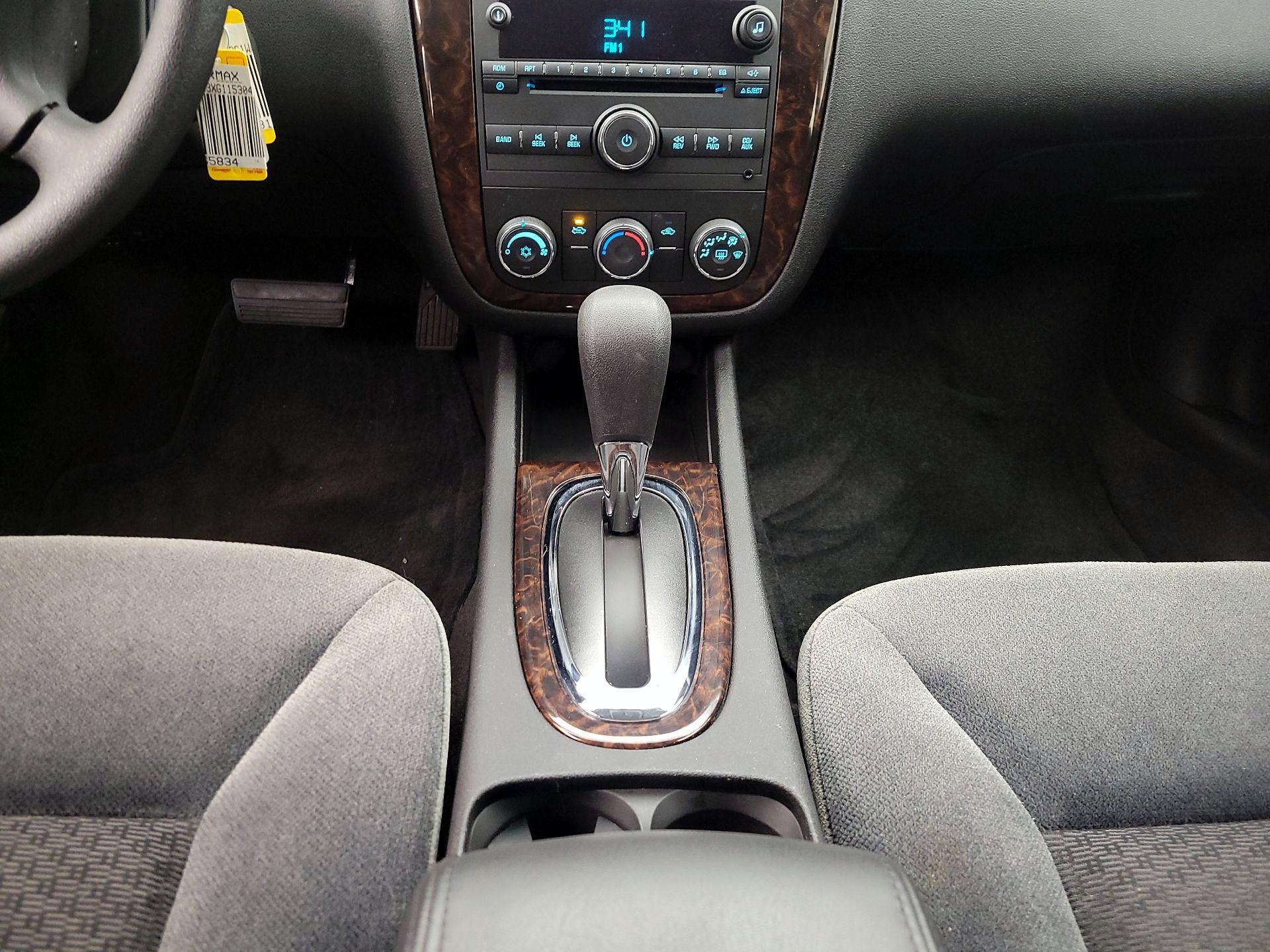 Thumbnail: 2016 Chevrolet Impala - 16