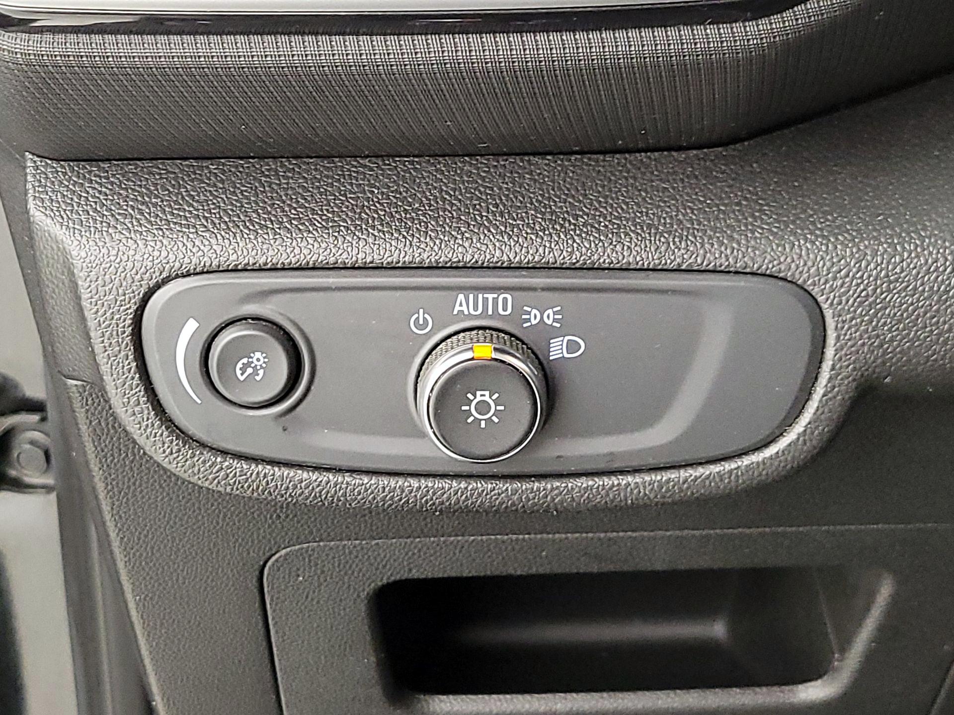 Thumbnail: 2023 Chevrolet TrailBlazer - 13