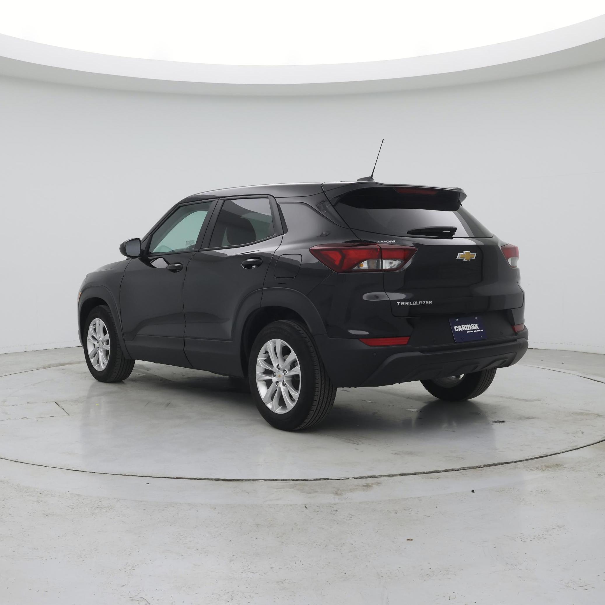 Thumbnail: 2023 Chevrolet TrailBlazer - 2