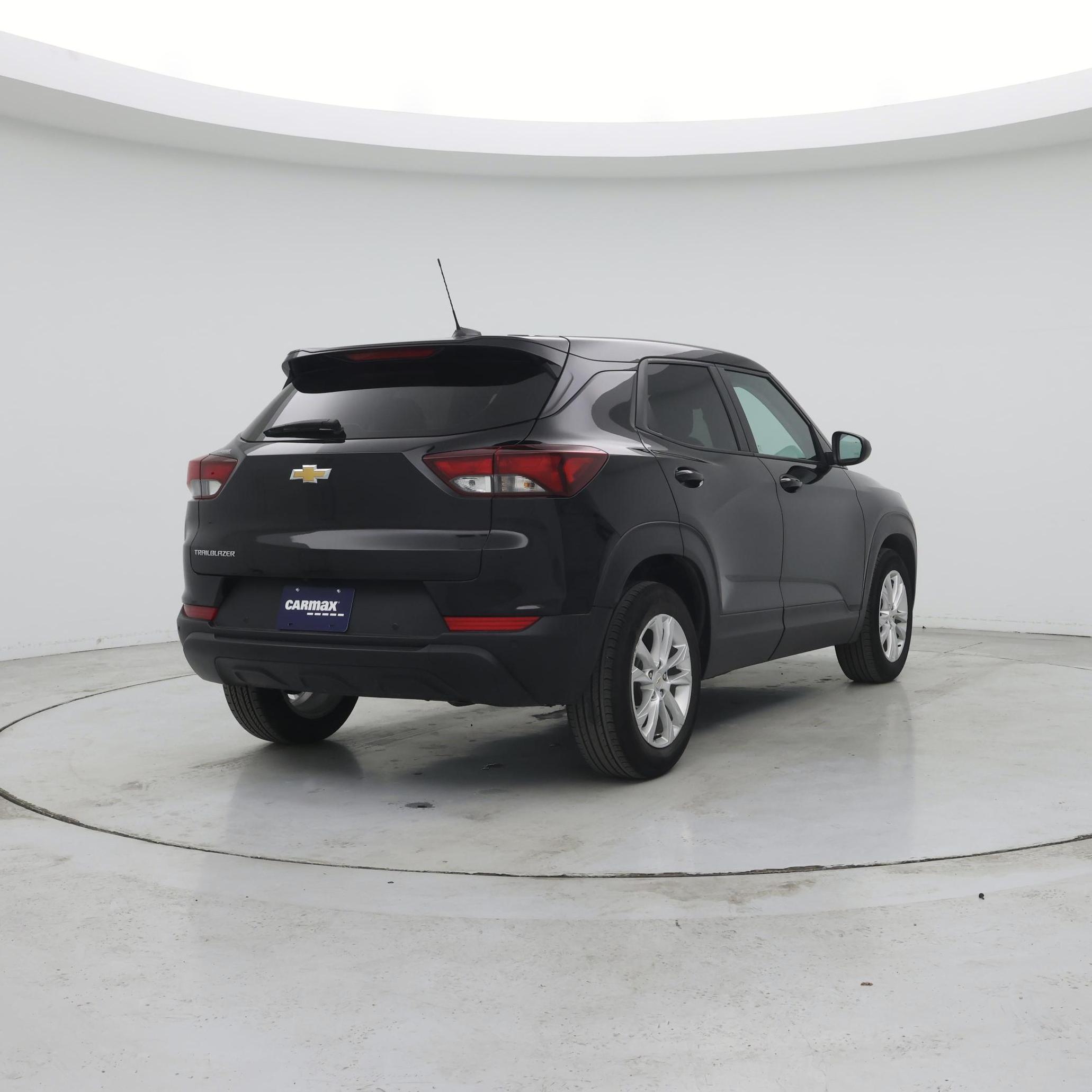 Thumbnail: 2023 Chevrolet TrailBlazer - 8