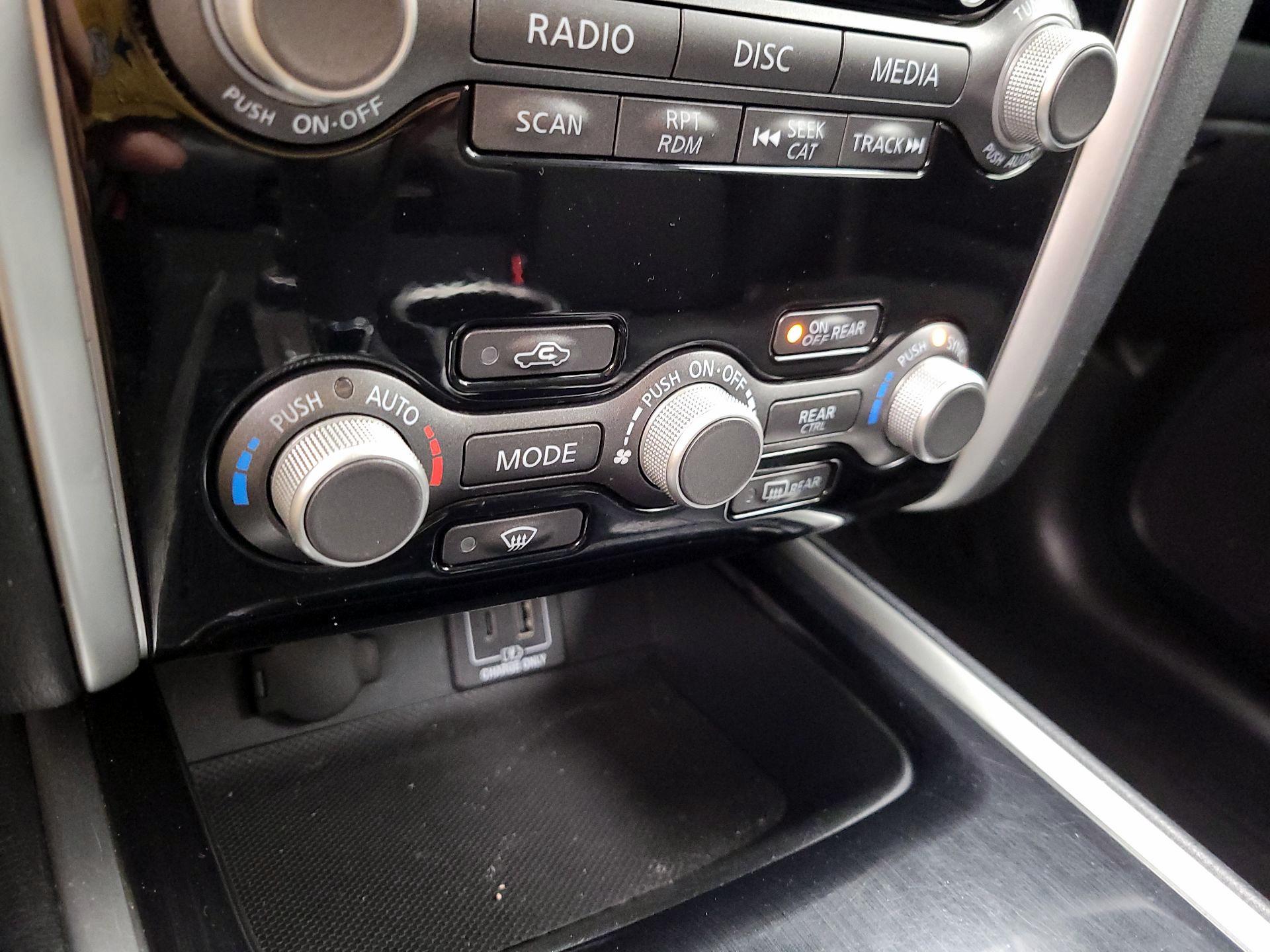 Thumbnail: 2019 Nissan Pathfinder - 16