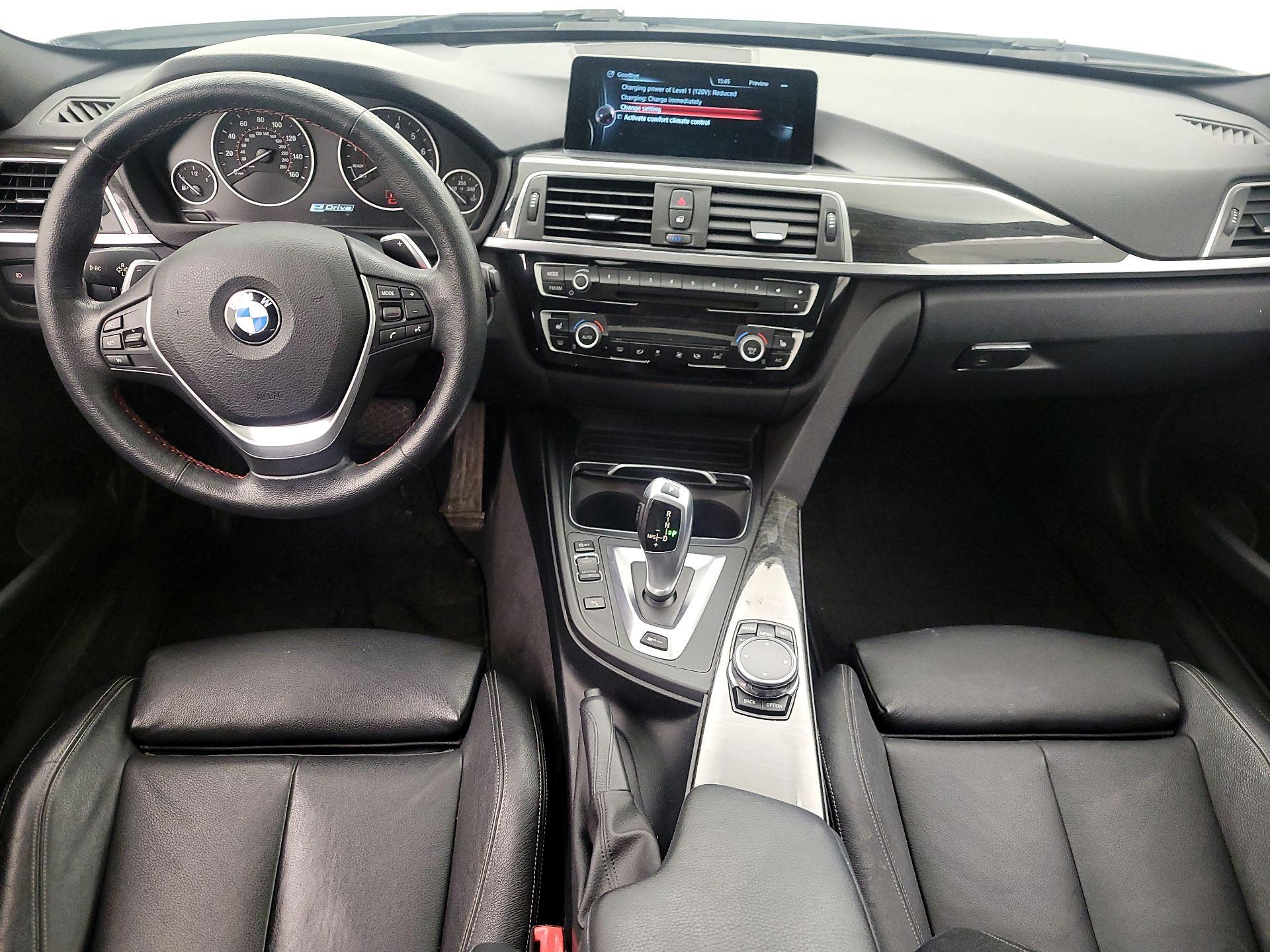 Thumbnail: 2016 BMW 3 Series - 9