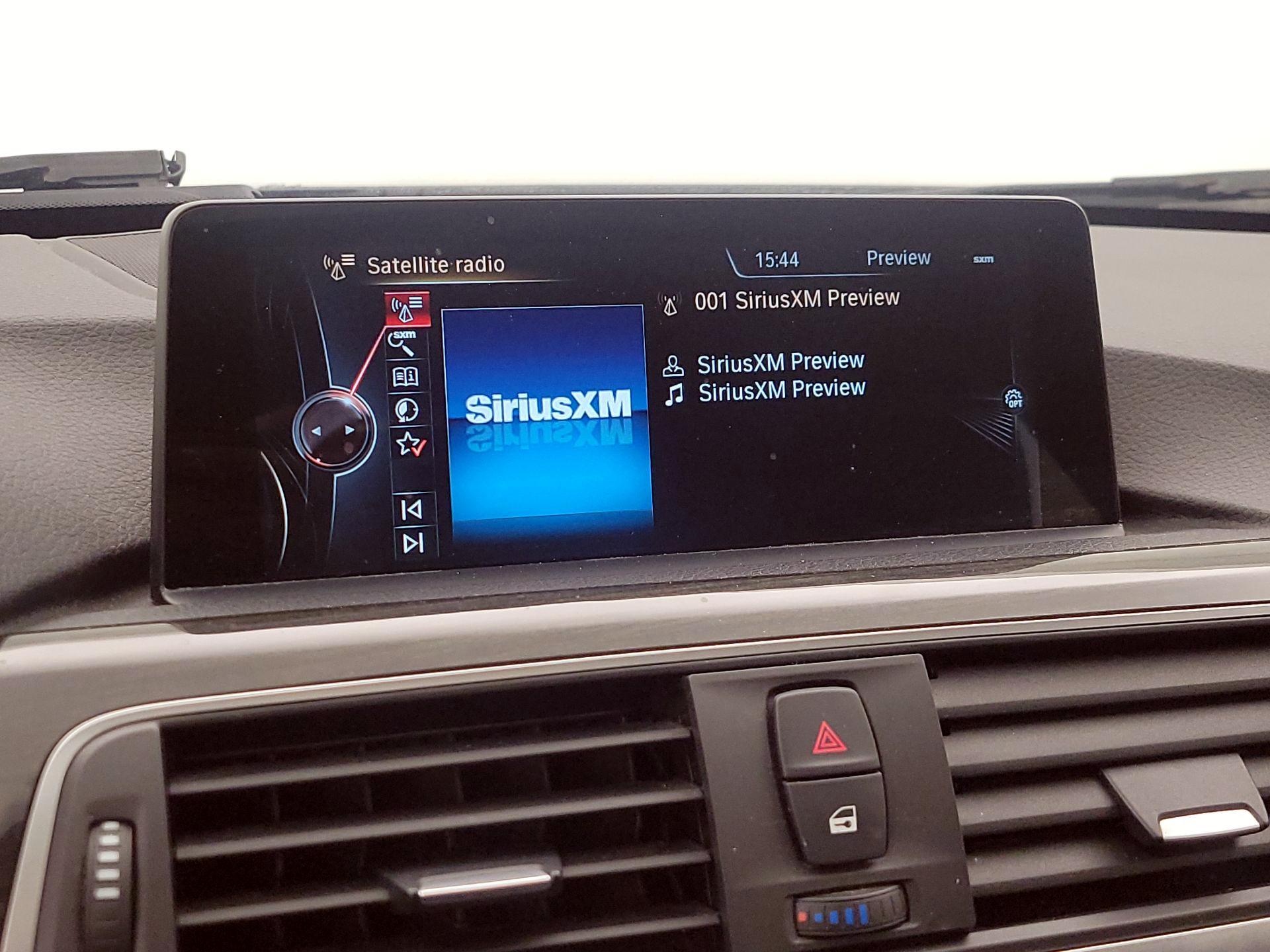 Thumbnail: 2016 BMW 3 Series - 15