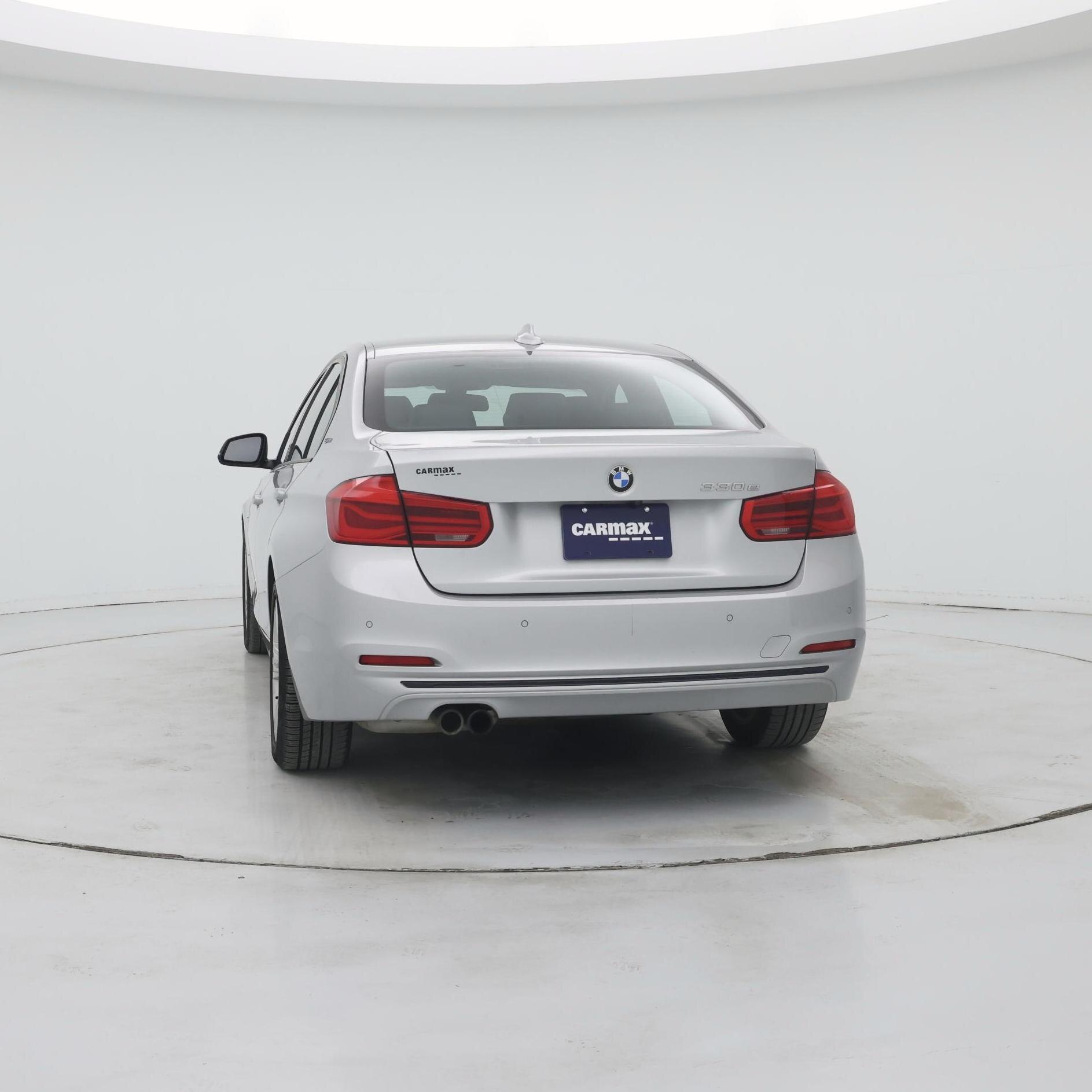 Thumbnail: 2016 BMW 3 Series - 6