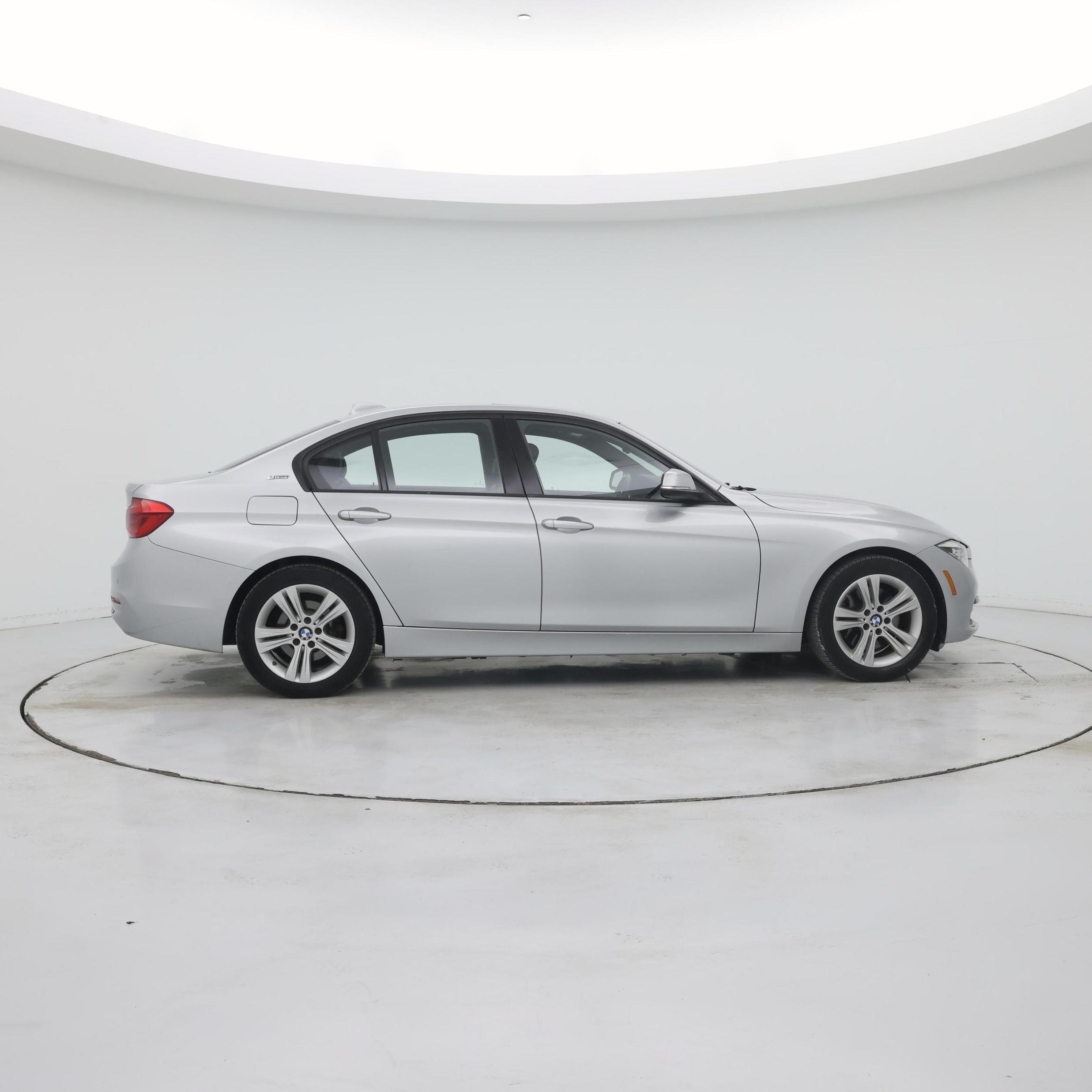 Thumbnail: 2016 BMW 3 Series - 7