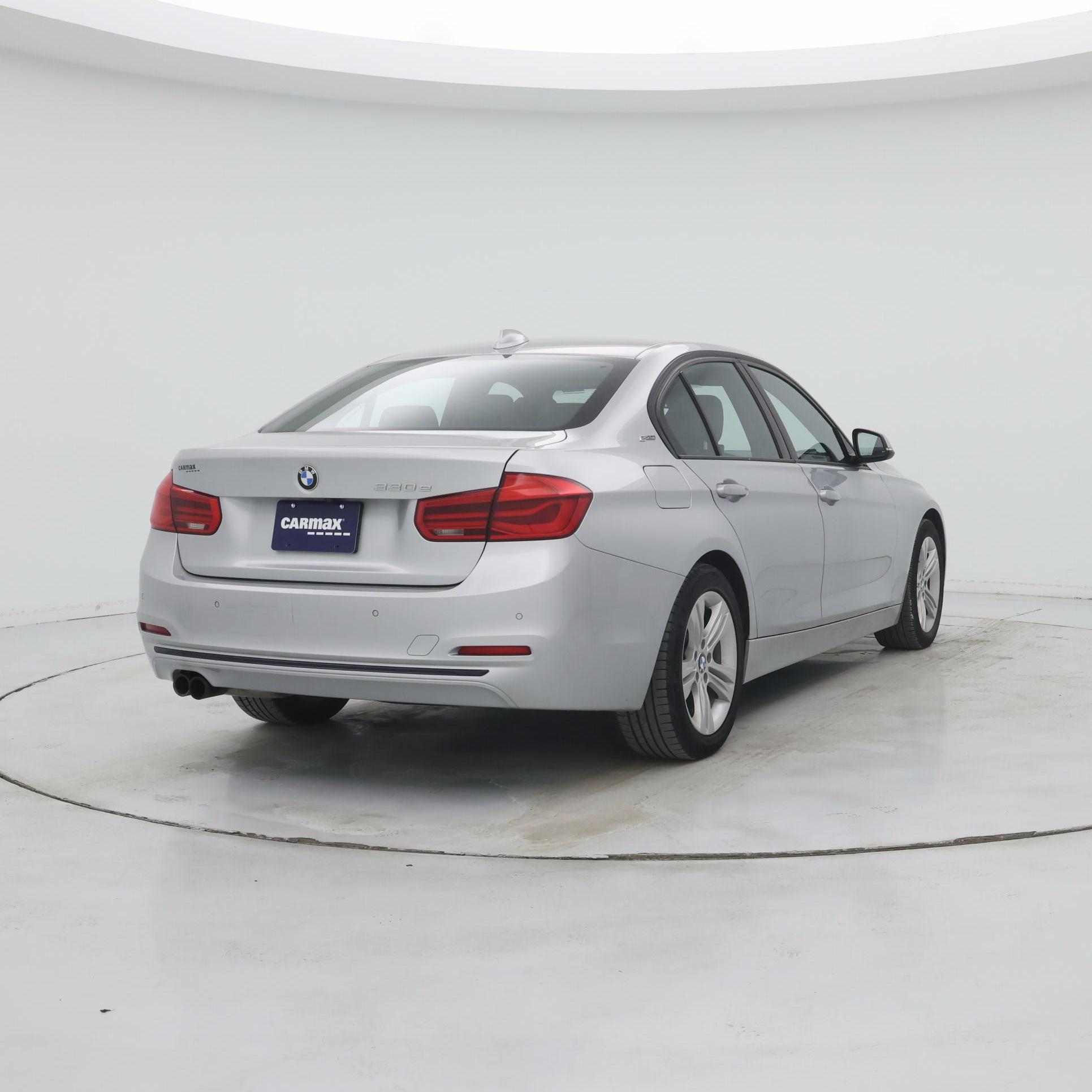 Thumbnail: 2016 BMW 3 Series - 8