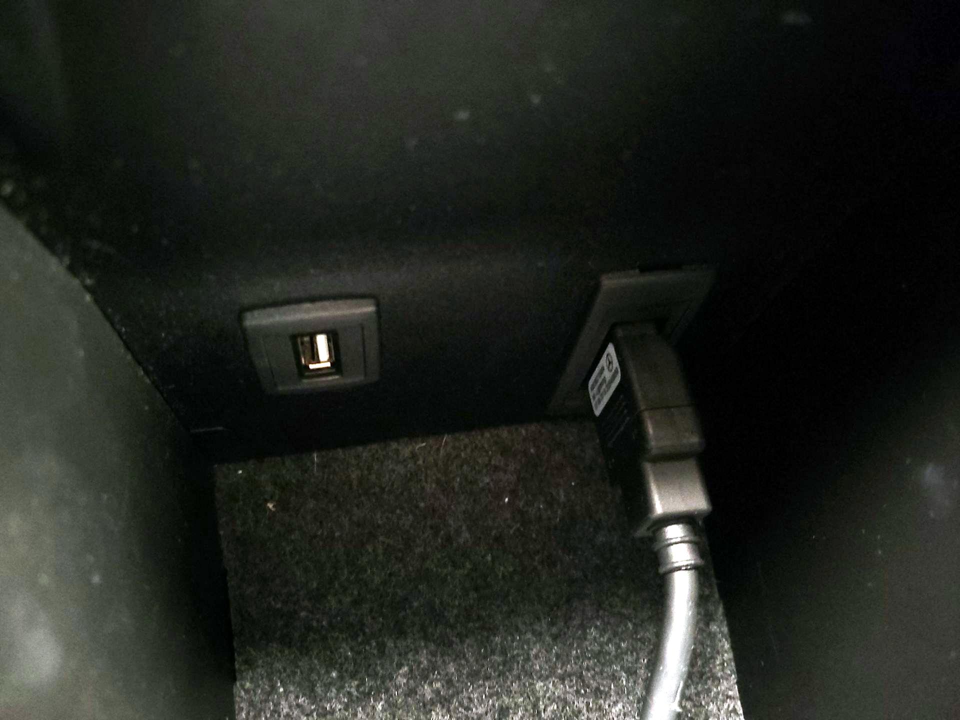 Thumbnail: 2015 Mercedes-Benz GLA - 18