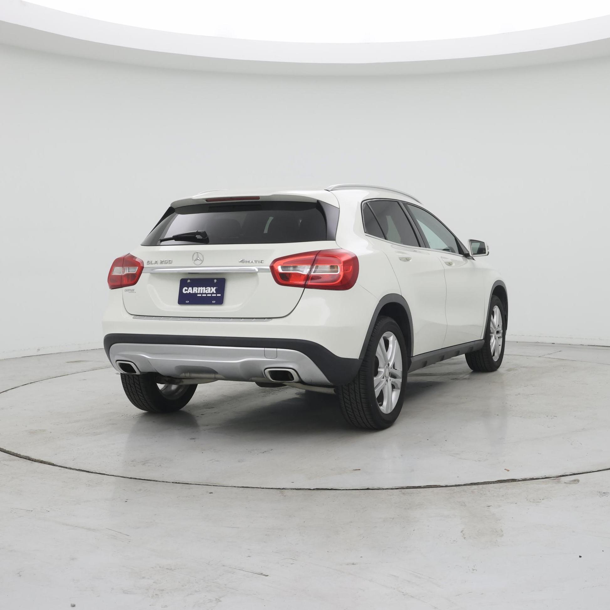 Thumbnail: 2015 Mercedes-Benz GLA - 8