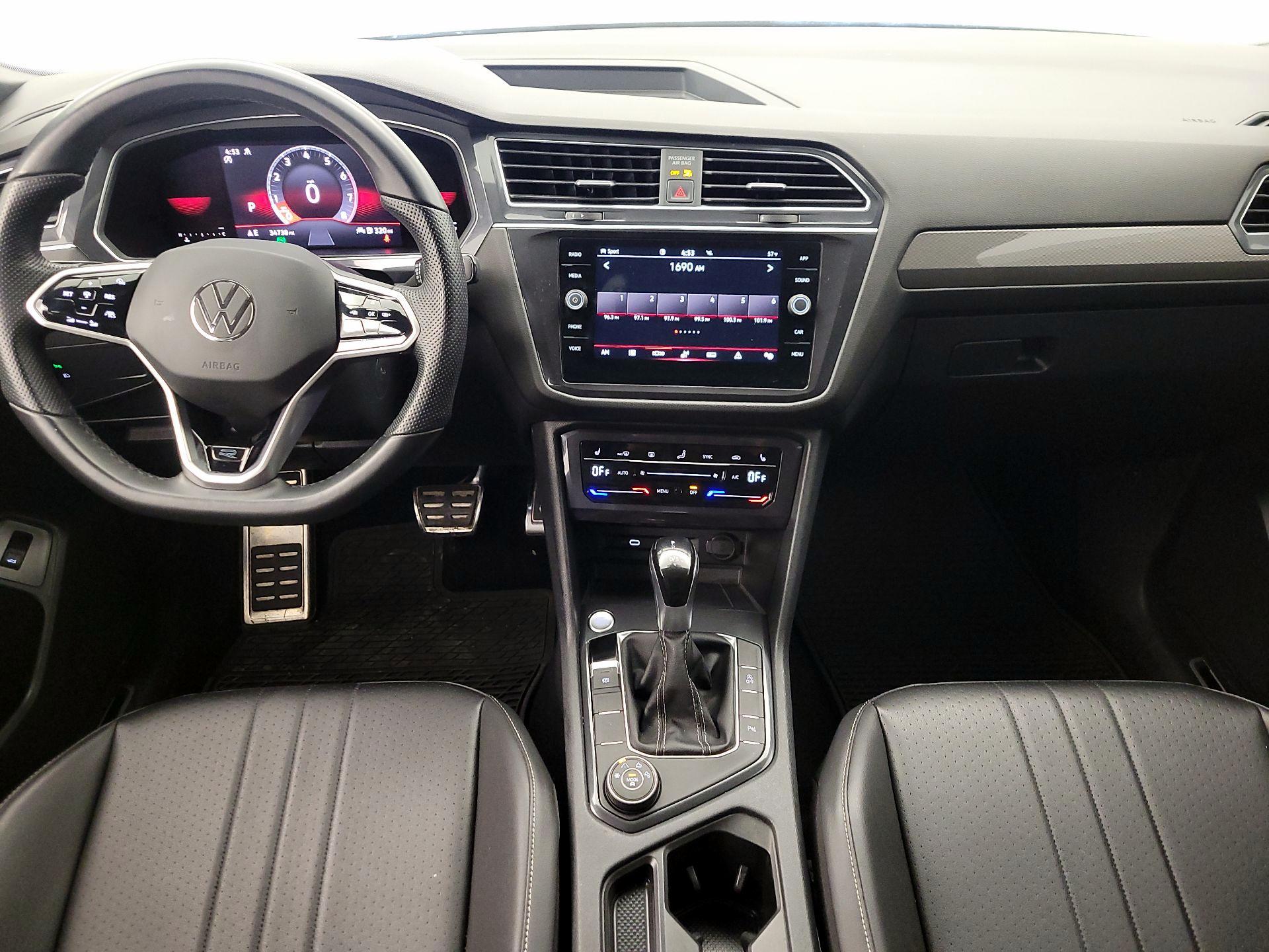 Thumbnail: 2022 Volkswagen Tiguan - 9