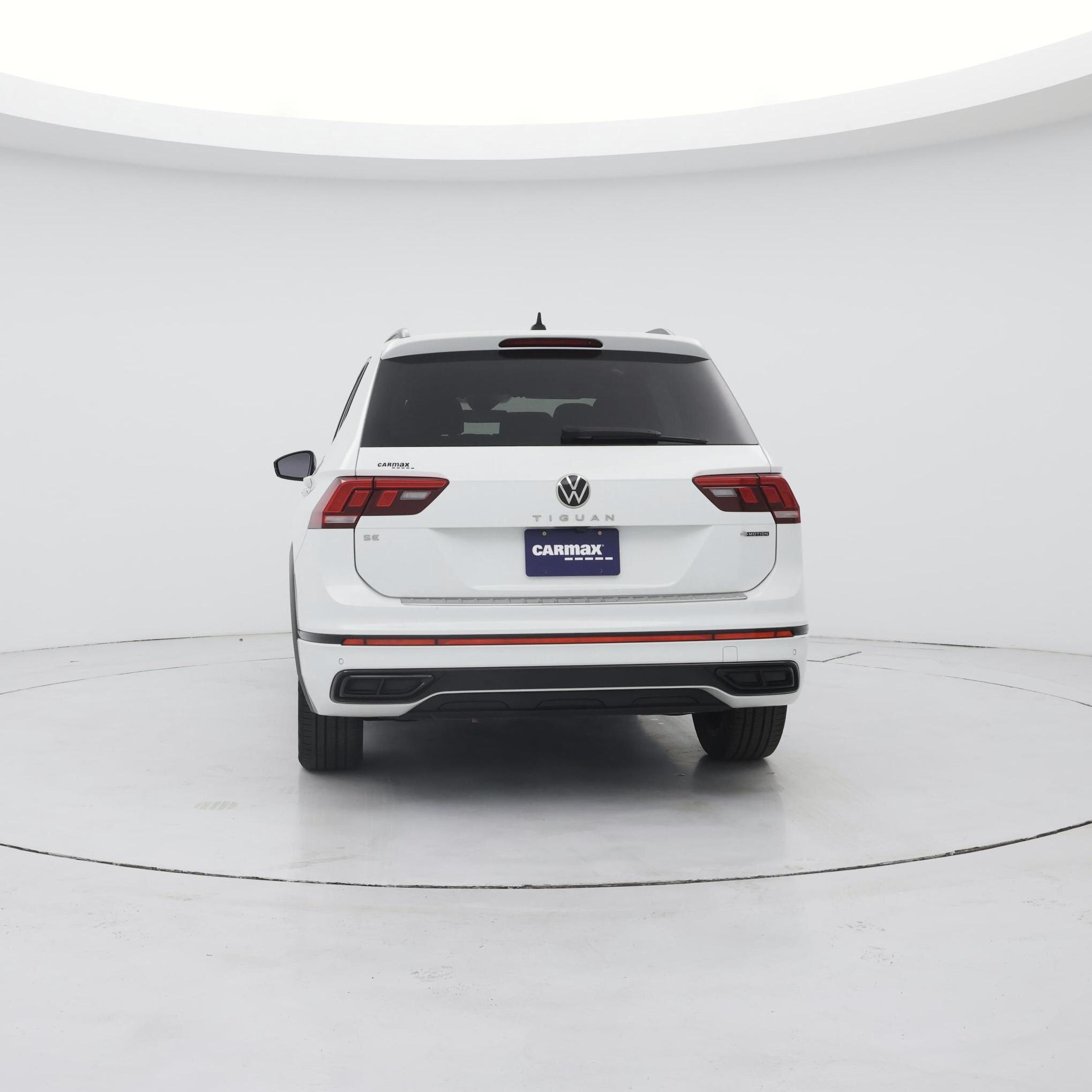 Thumbnail: 2022 Volkswagen Tiguan - 6