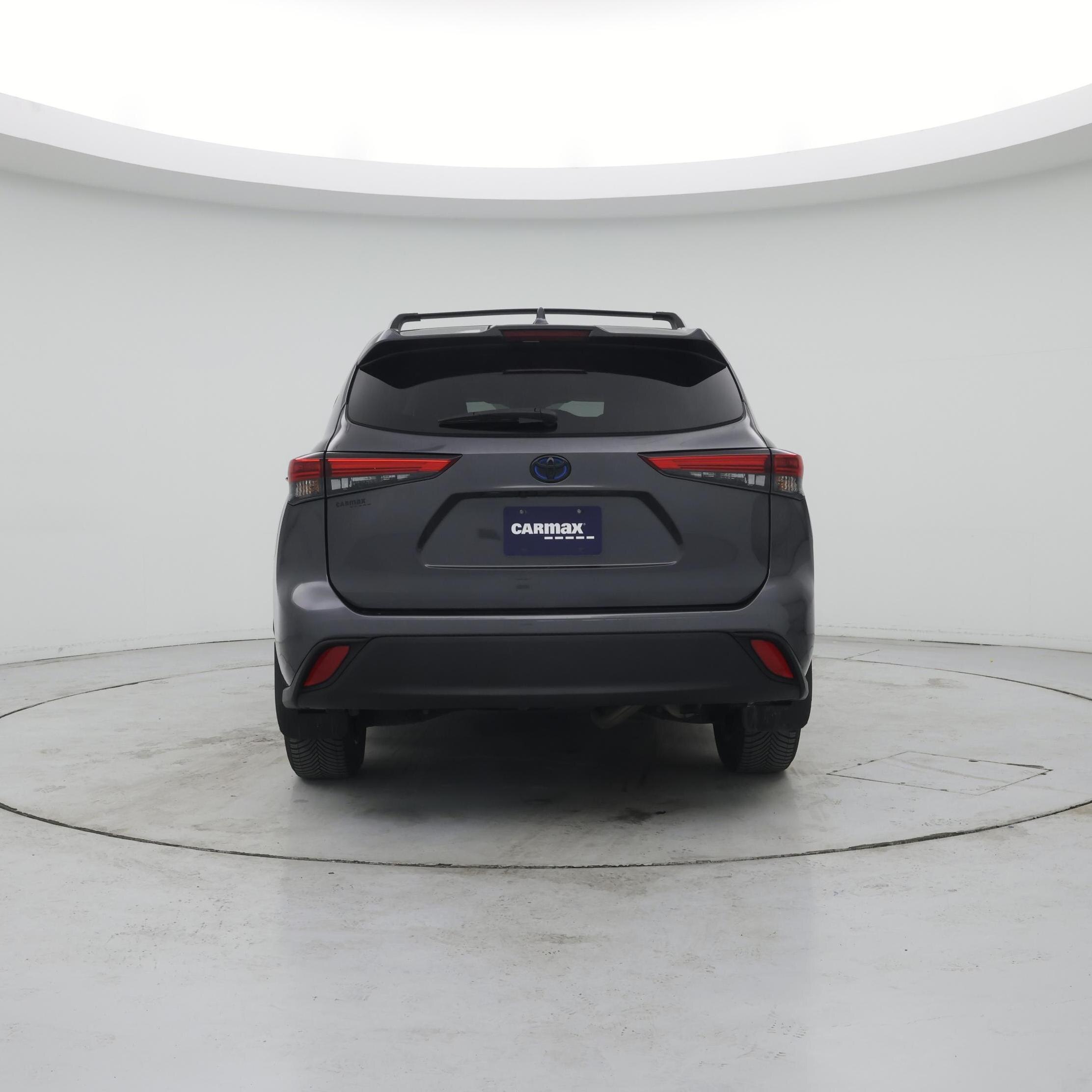 Thumbnail: 2023 Toyota Highlander - 6