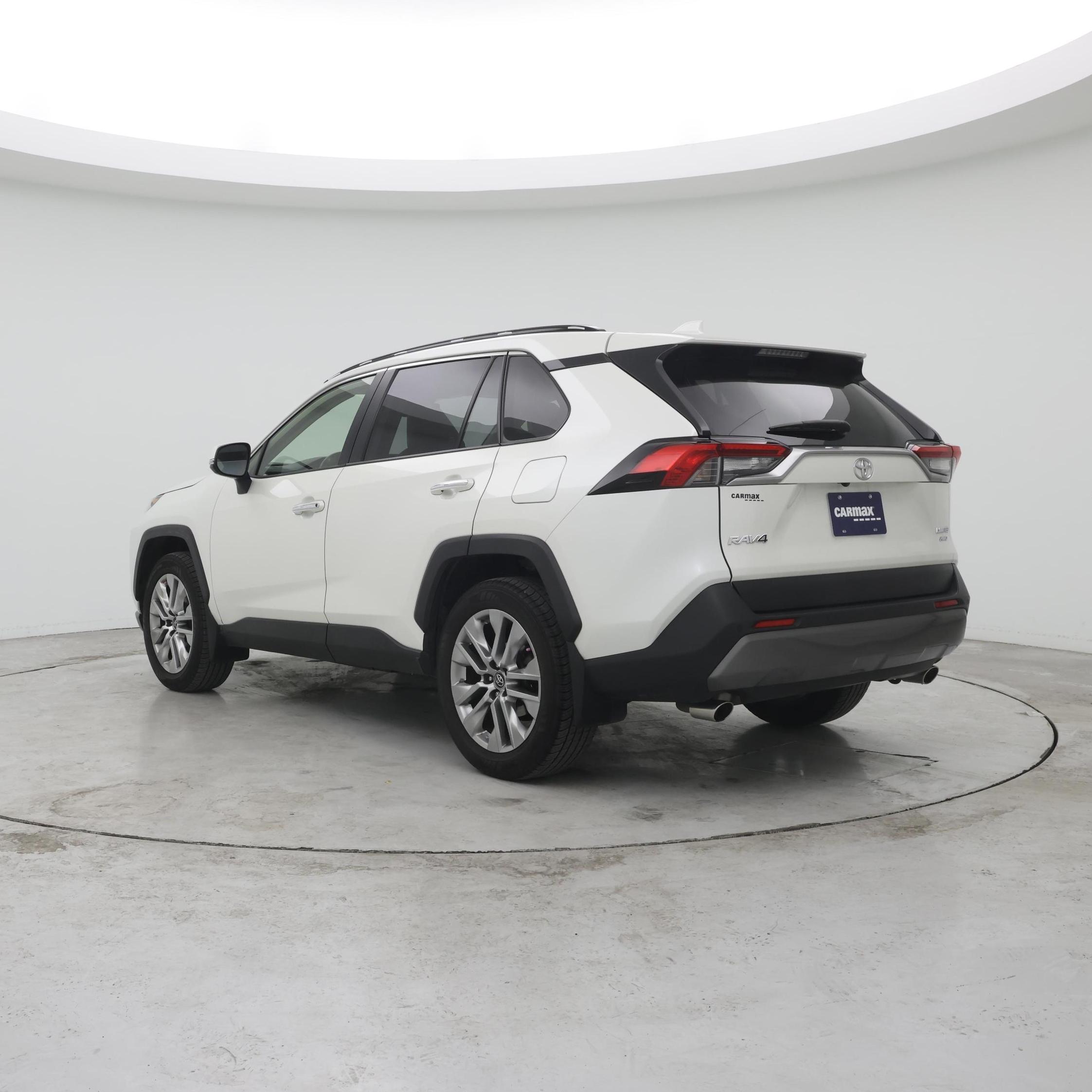 Thumbnail: 2019 Toyota RAV4 - 2