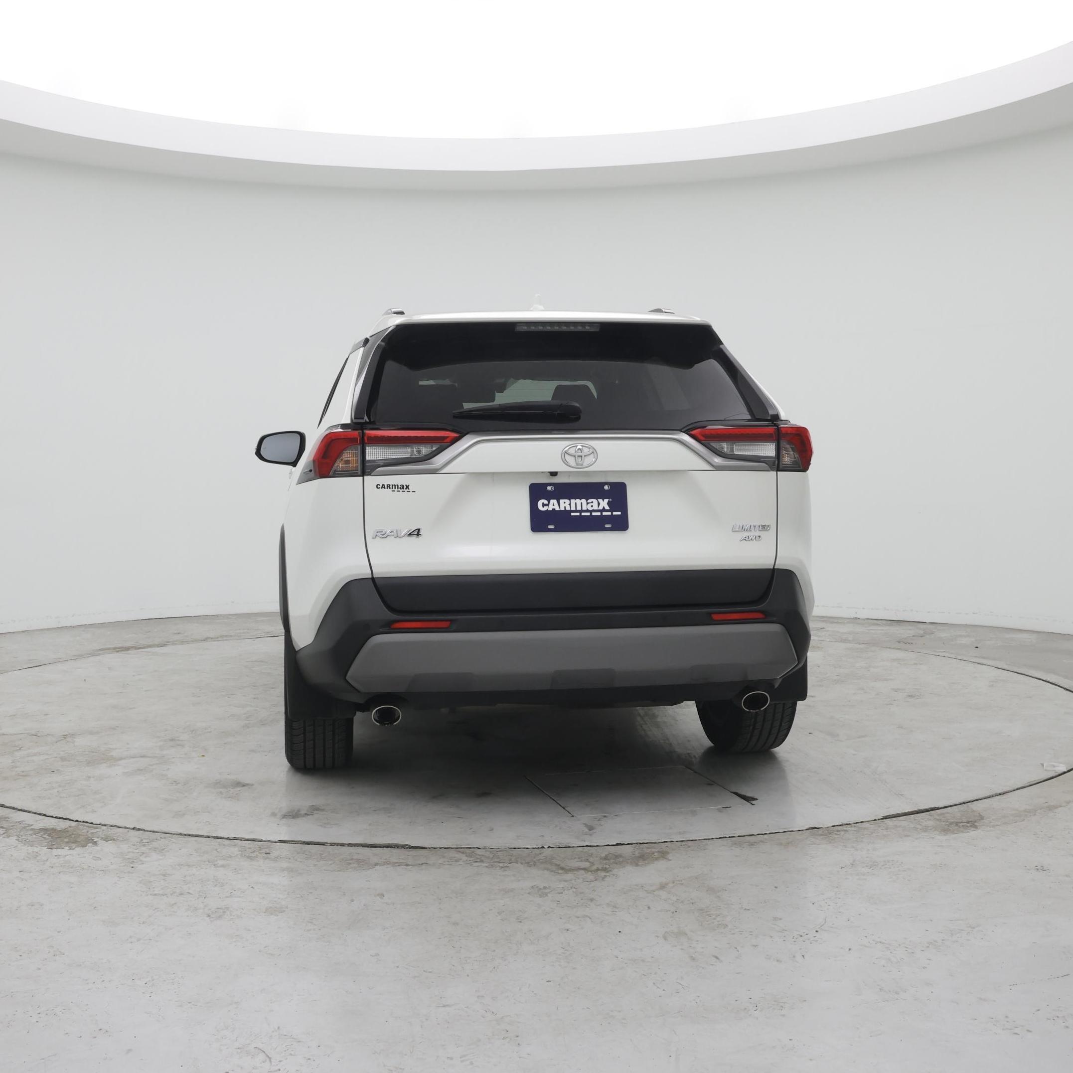 Thumbnail: 2019 Toyota RAV4 - 6