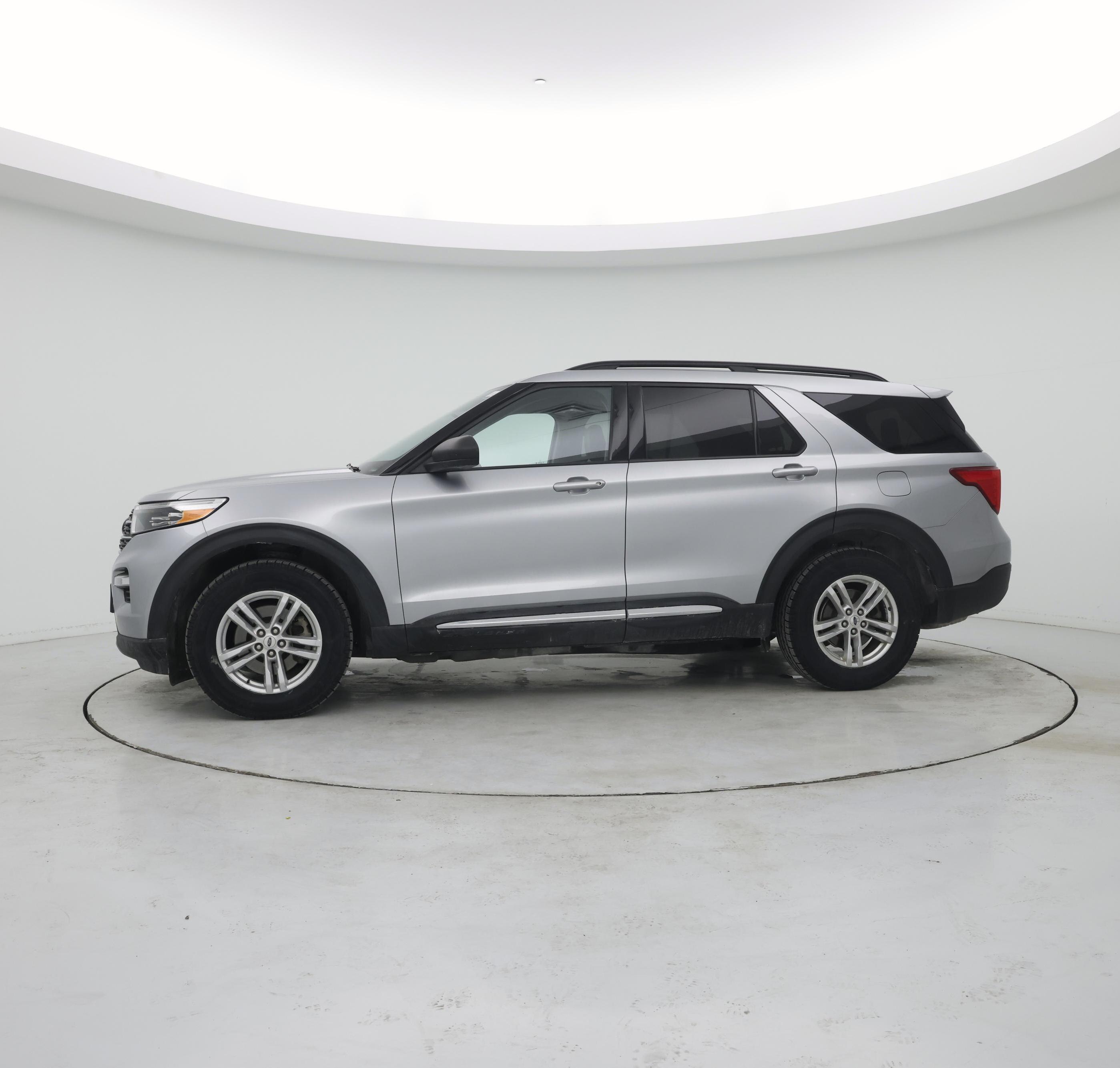 Thumbnail: 2020 Ford Explorer - 3