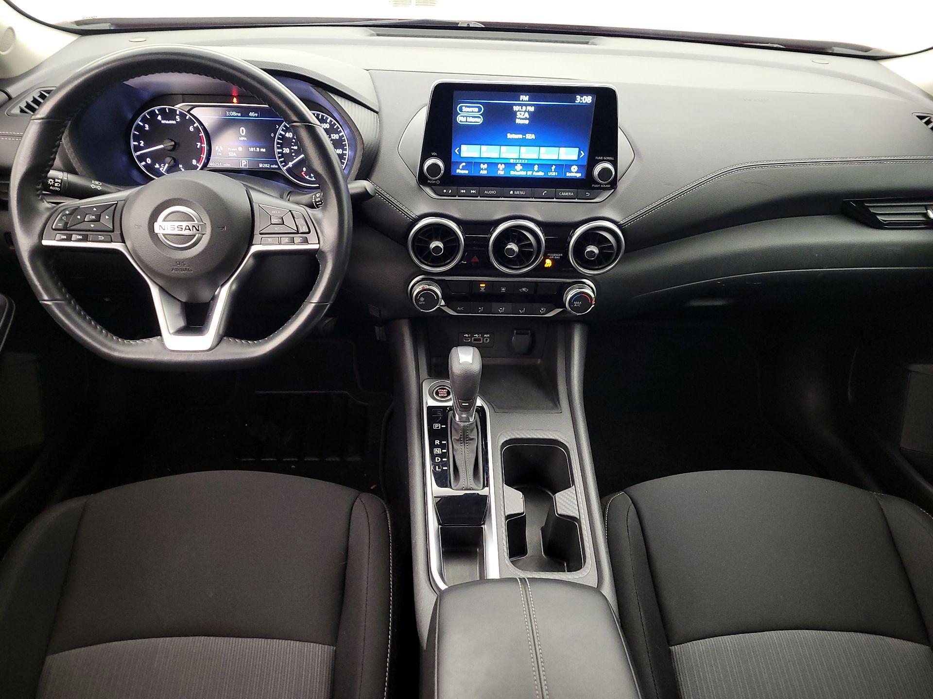 Thumbnail: 2022 Nissan Sentra - 9