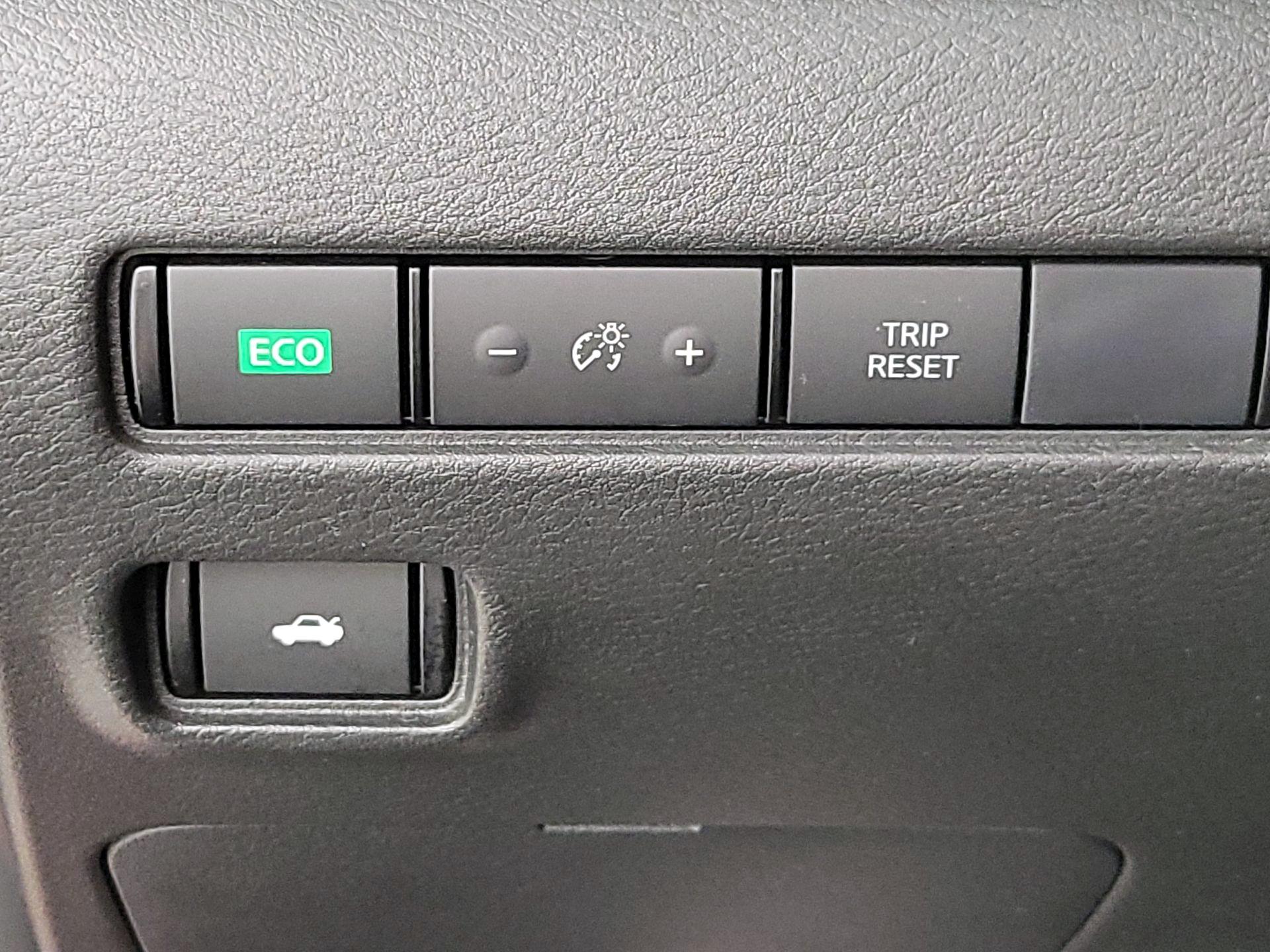 Thumbnail: 2022 Nissan Sentra - 13