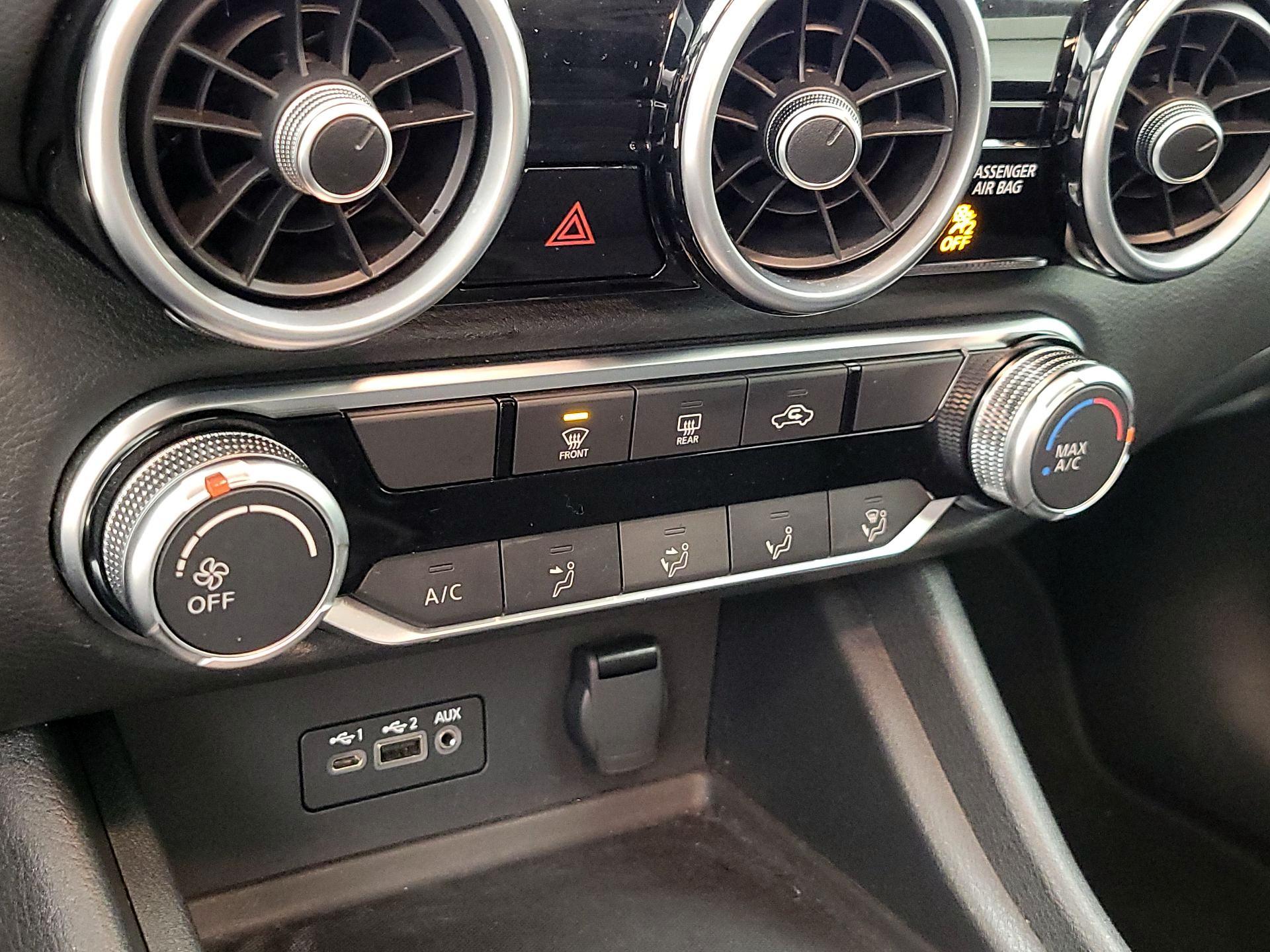 Thumbnail: 2022 Nissan Sentra - 16