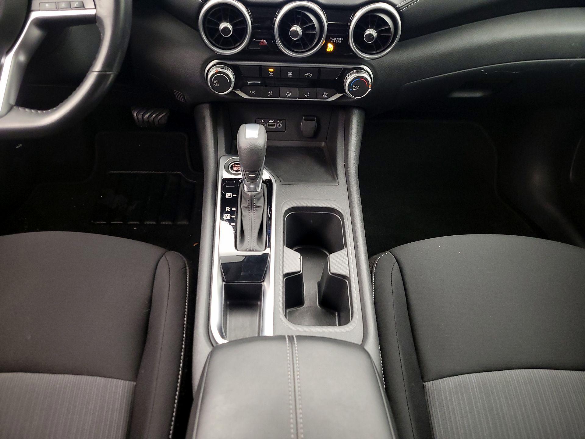 Thumbnail: 2022 Nissan Sentra - 17