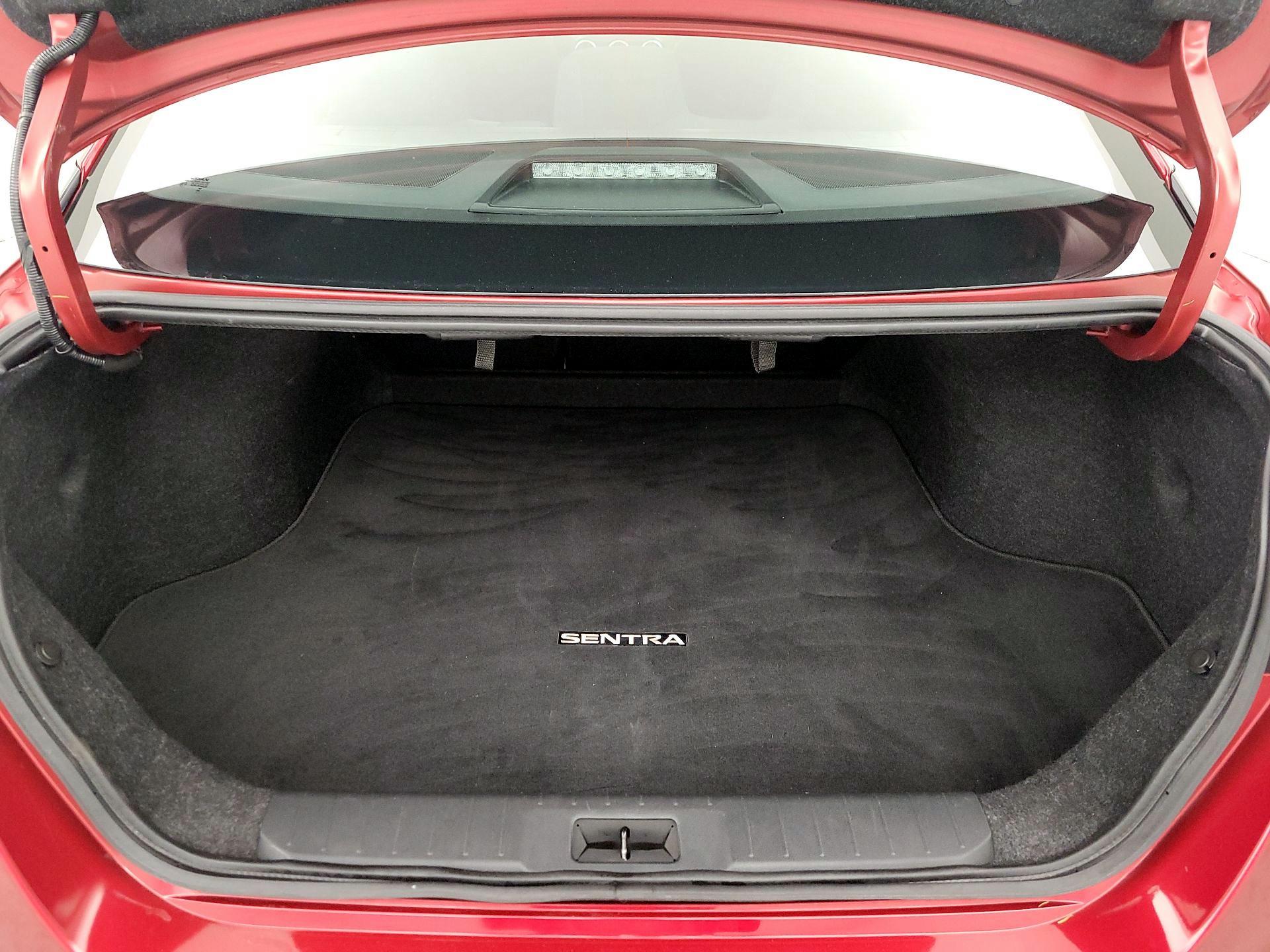 Thumbnail: 2022 Nissan Sentra - 20