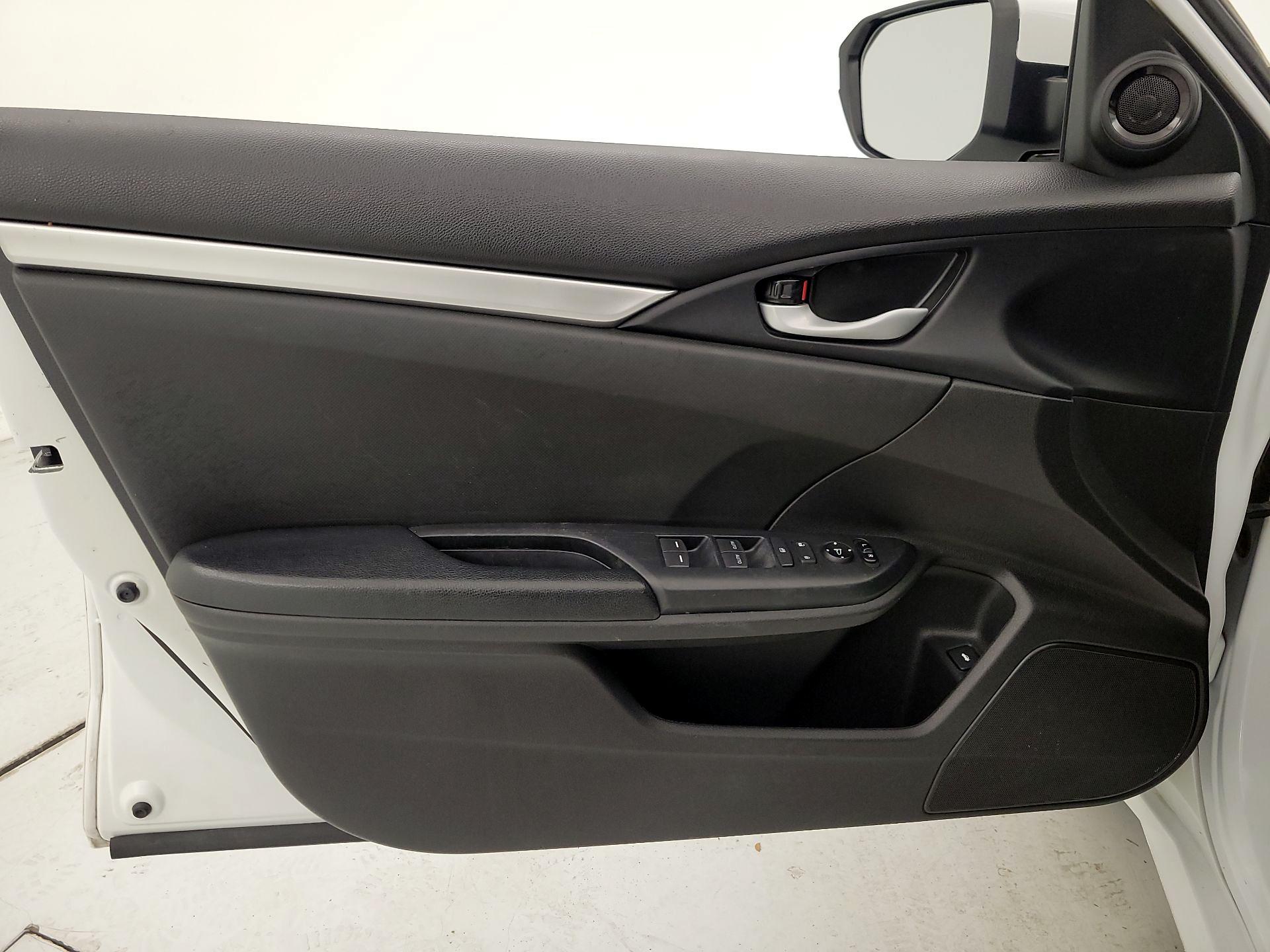 Thumbnail: 2019 Honda Civic - 12