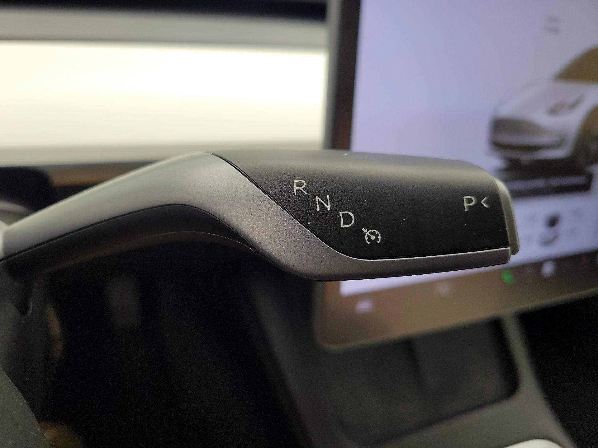 Thumbnail: 2022 Tesla Model 3 - 17