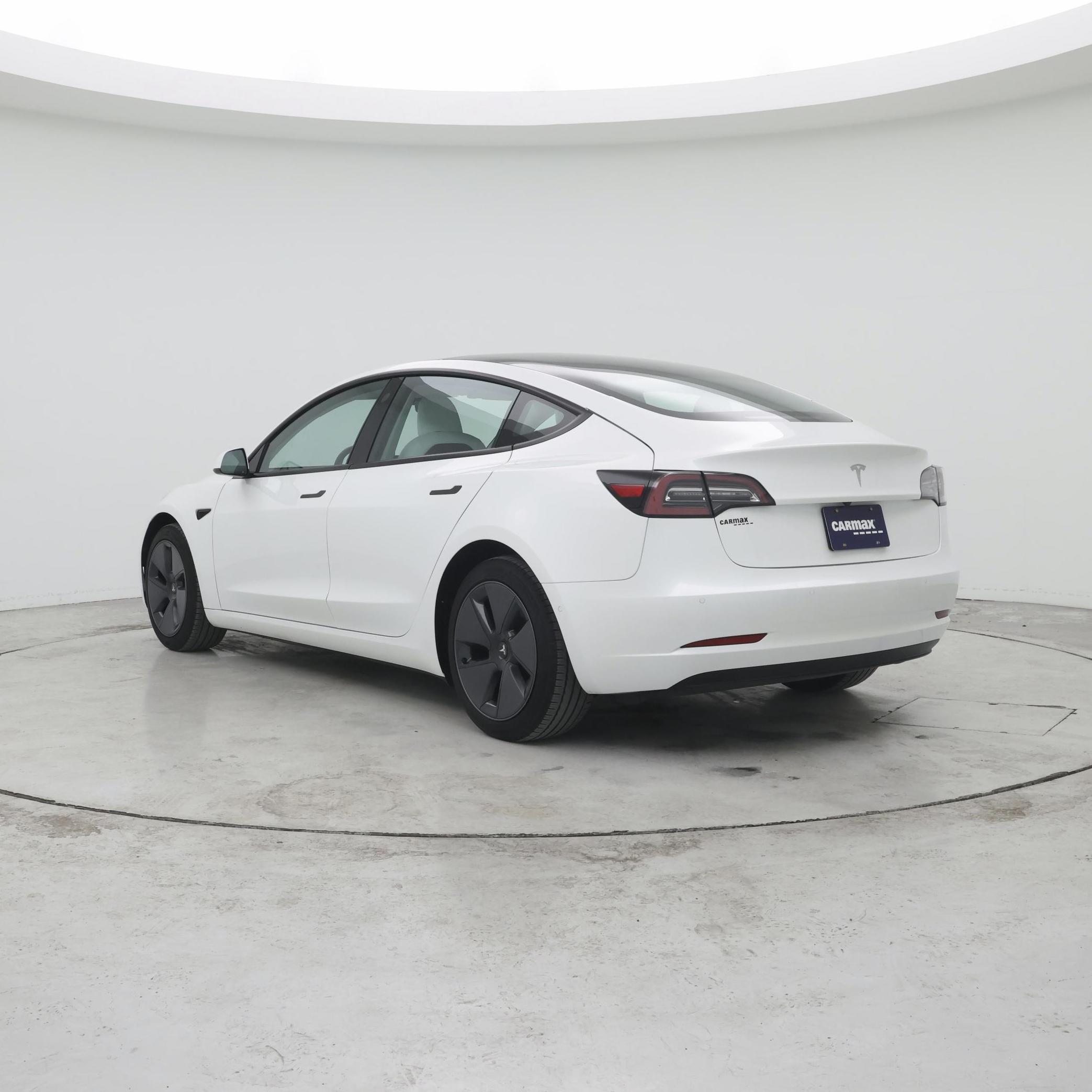 Thumbnail: 2022 Tesla Model 3 - 2